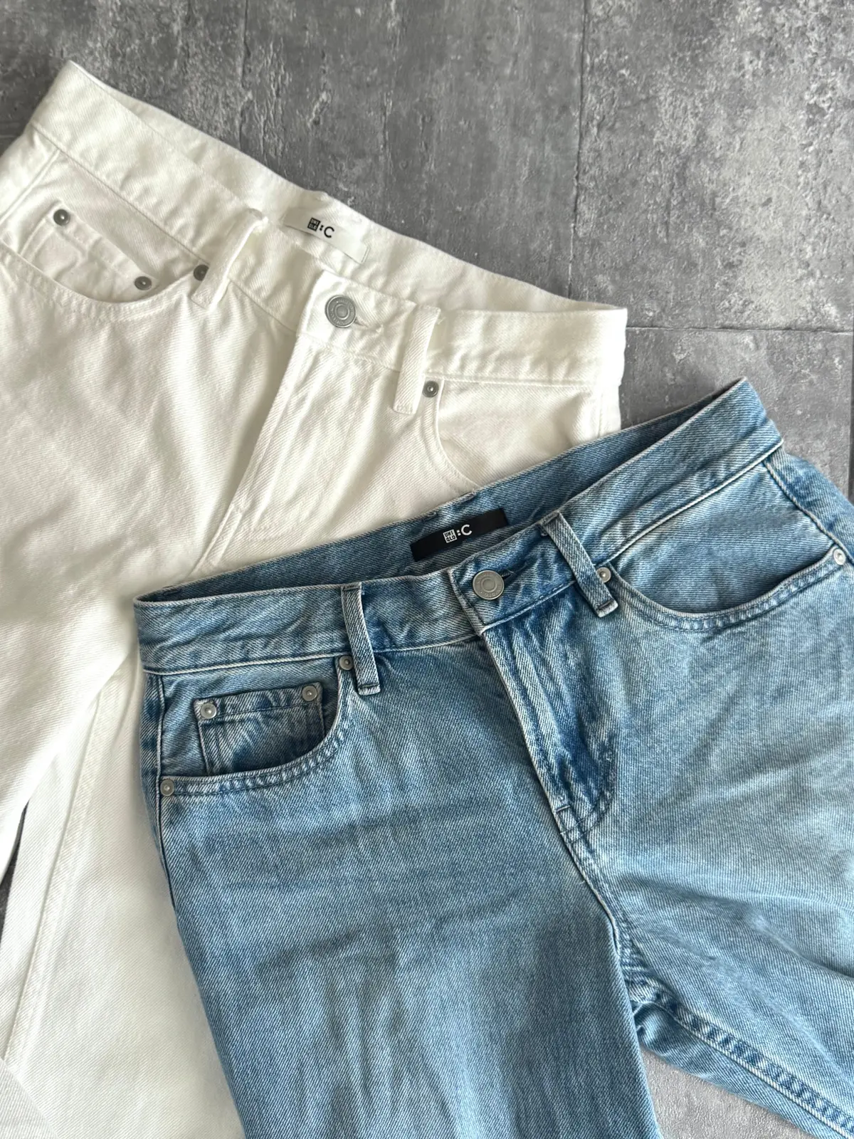 ユニクロ ローライズワイドデニム 02