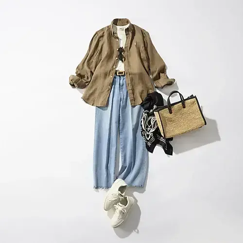 二股ハンドルとワイドショルダー、肩の力を抜いて楽しむラフィア