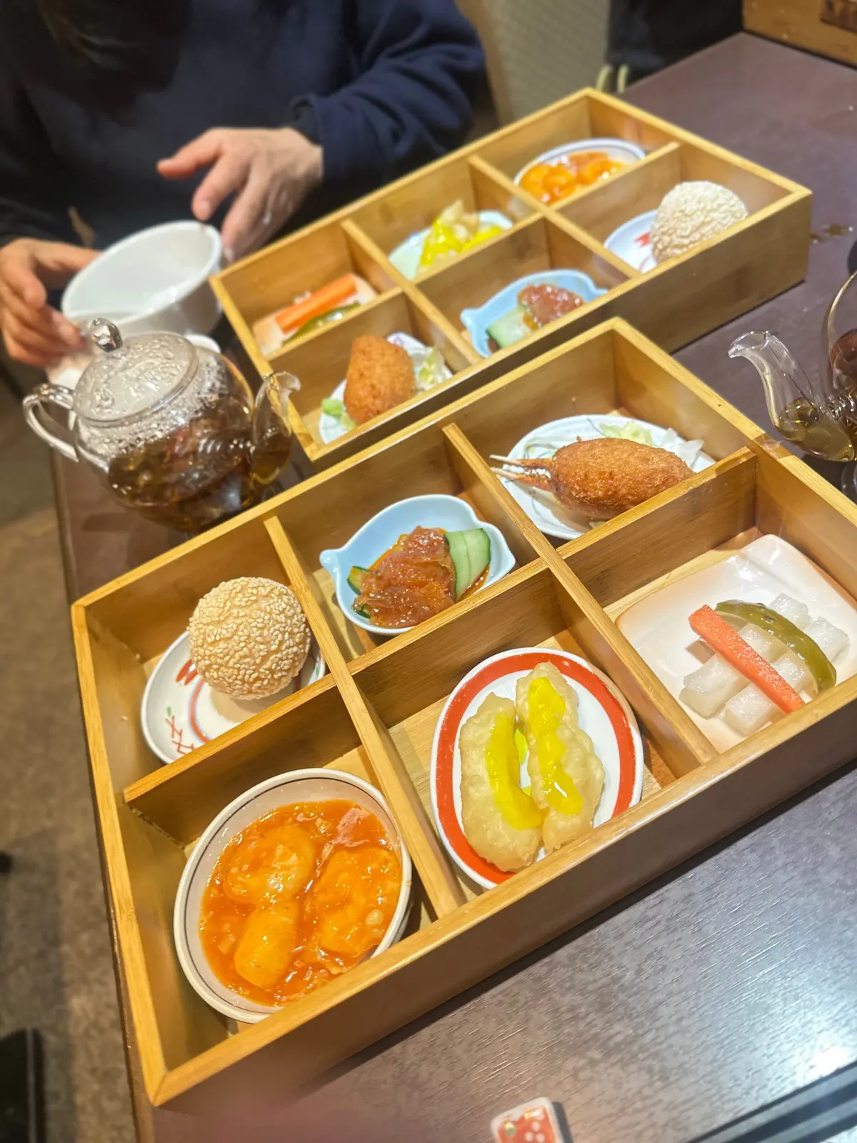 プチプラ赤いパンツで、ちょっと縁起を担いの画像_7