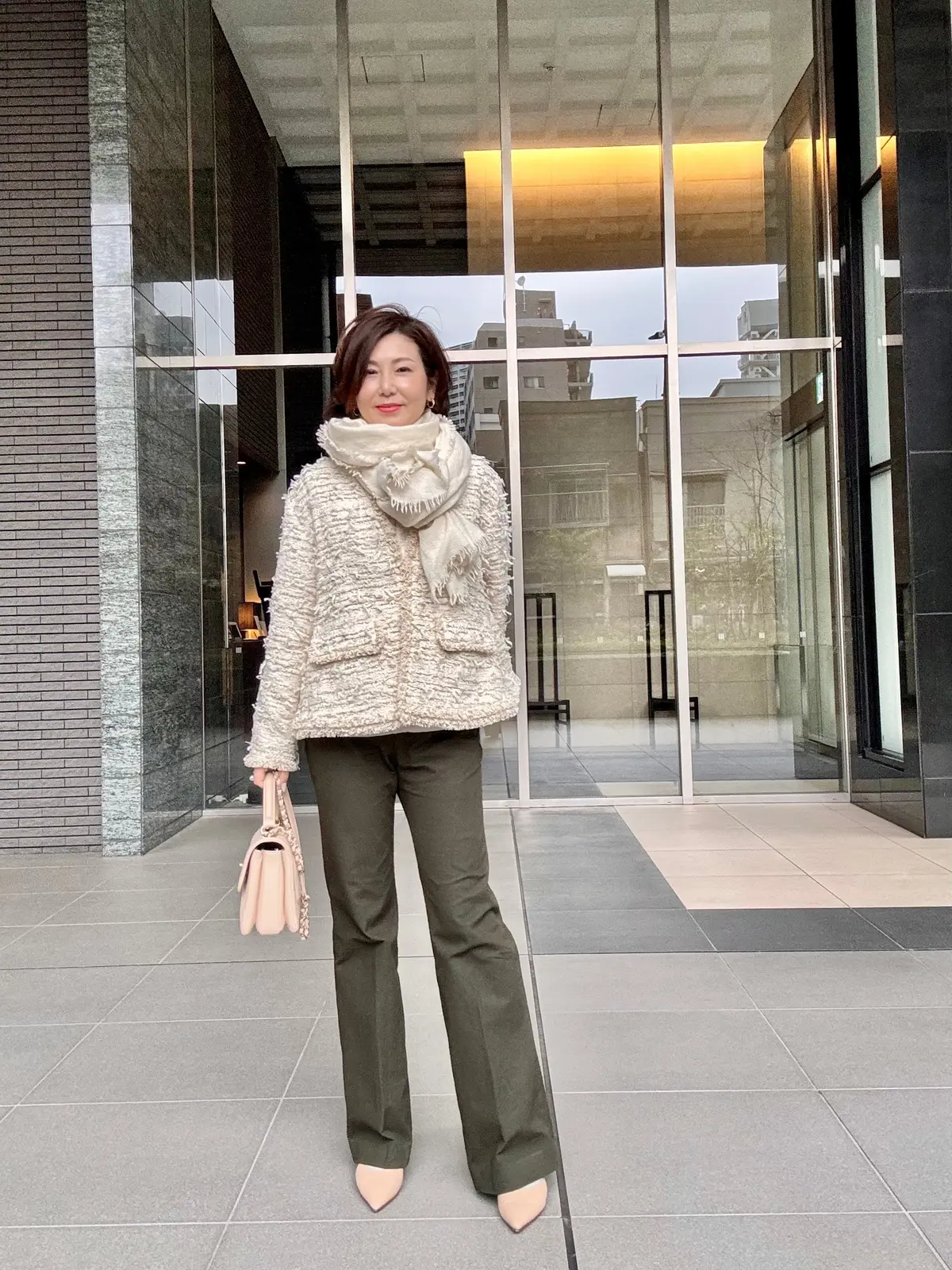 華組ランチは大人フェミニンなツイードジャの画像_13