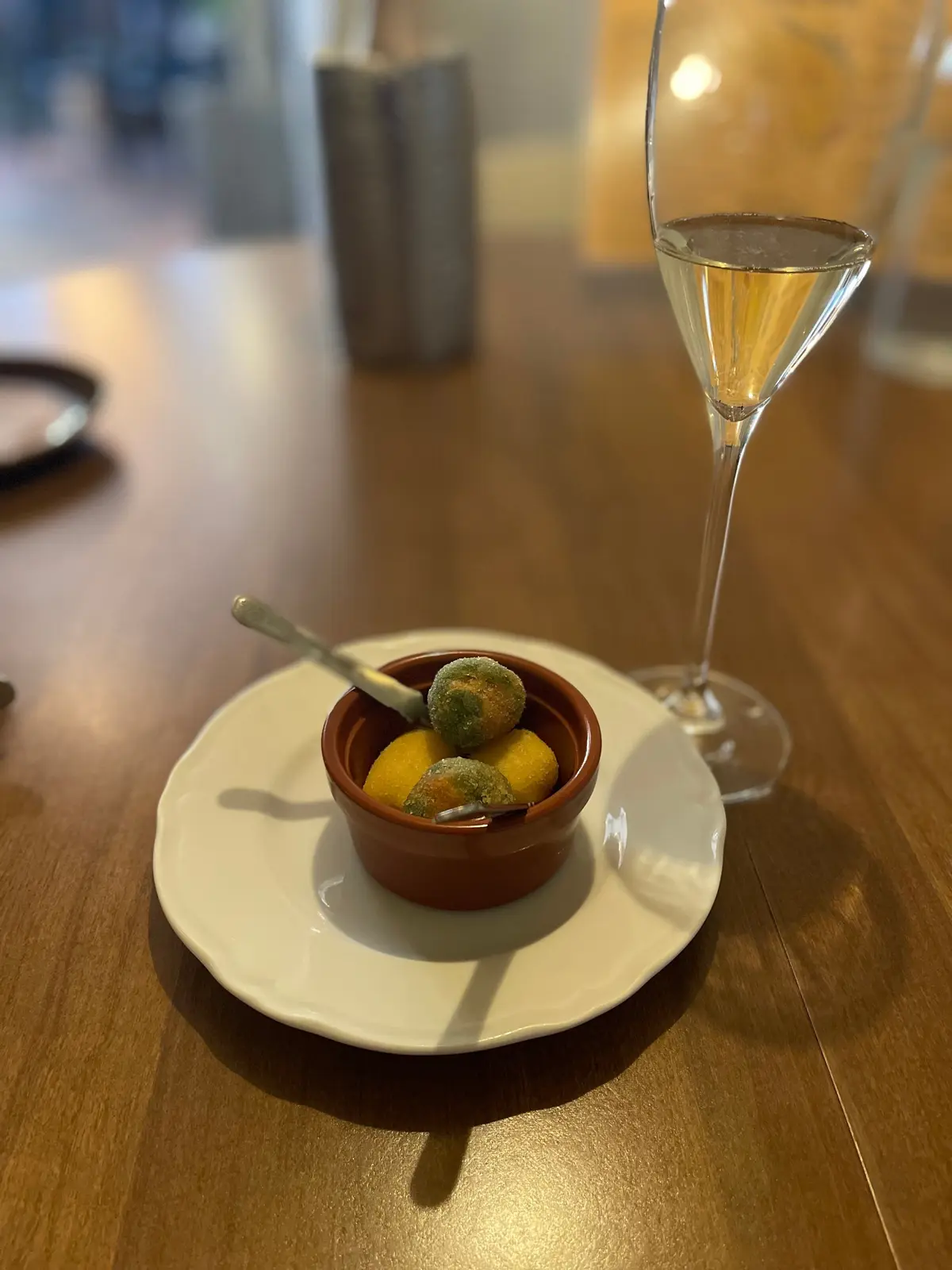 週末夫婦デートはロイヤルブルーのニットとの画像_8