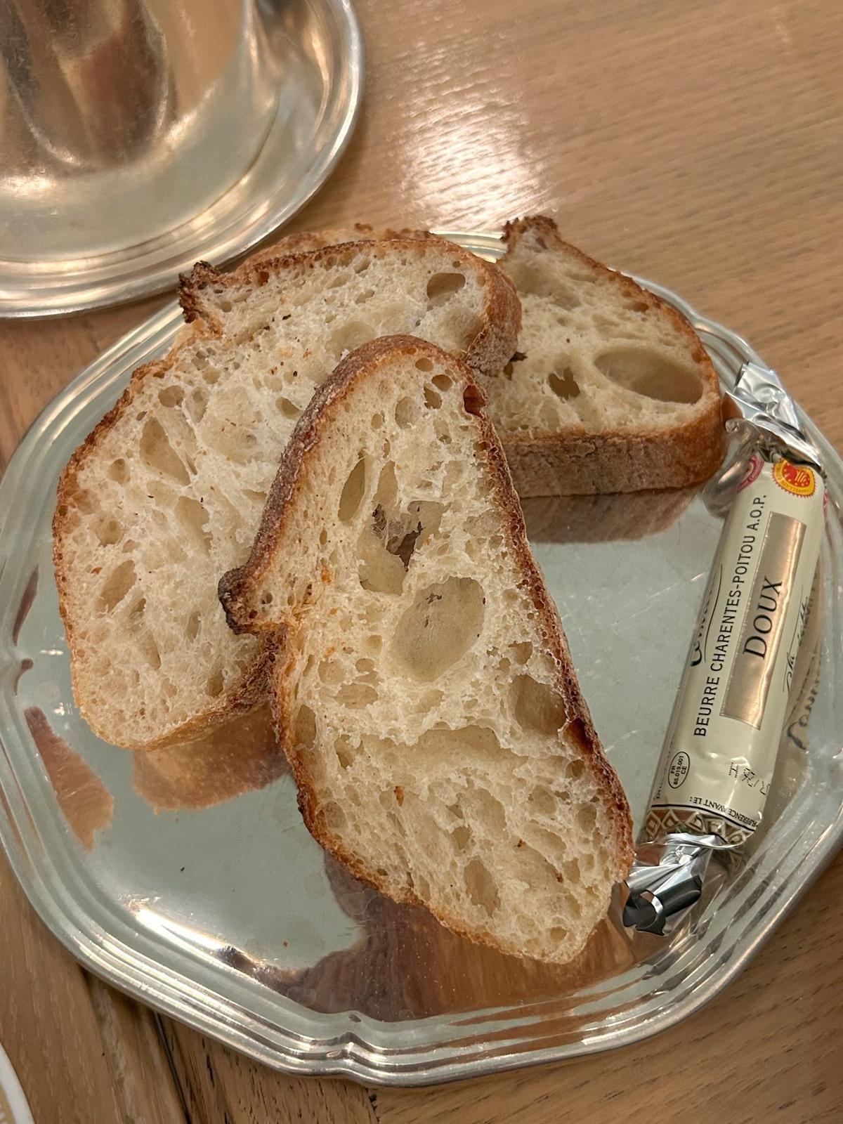 ラデュレ　パリ　Ladurée Paris