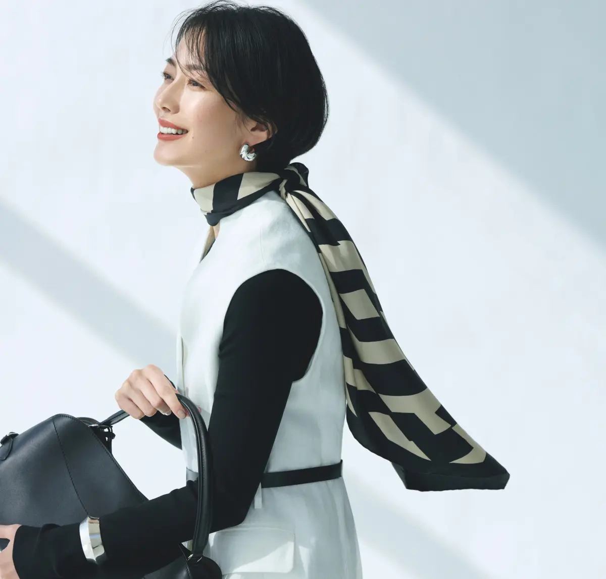 ラルフローレン　スカーフ　巻き方　イメージ