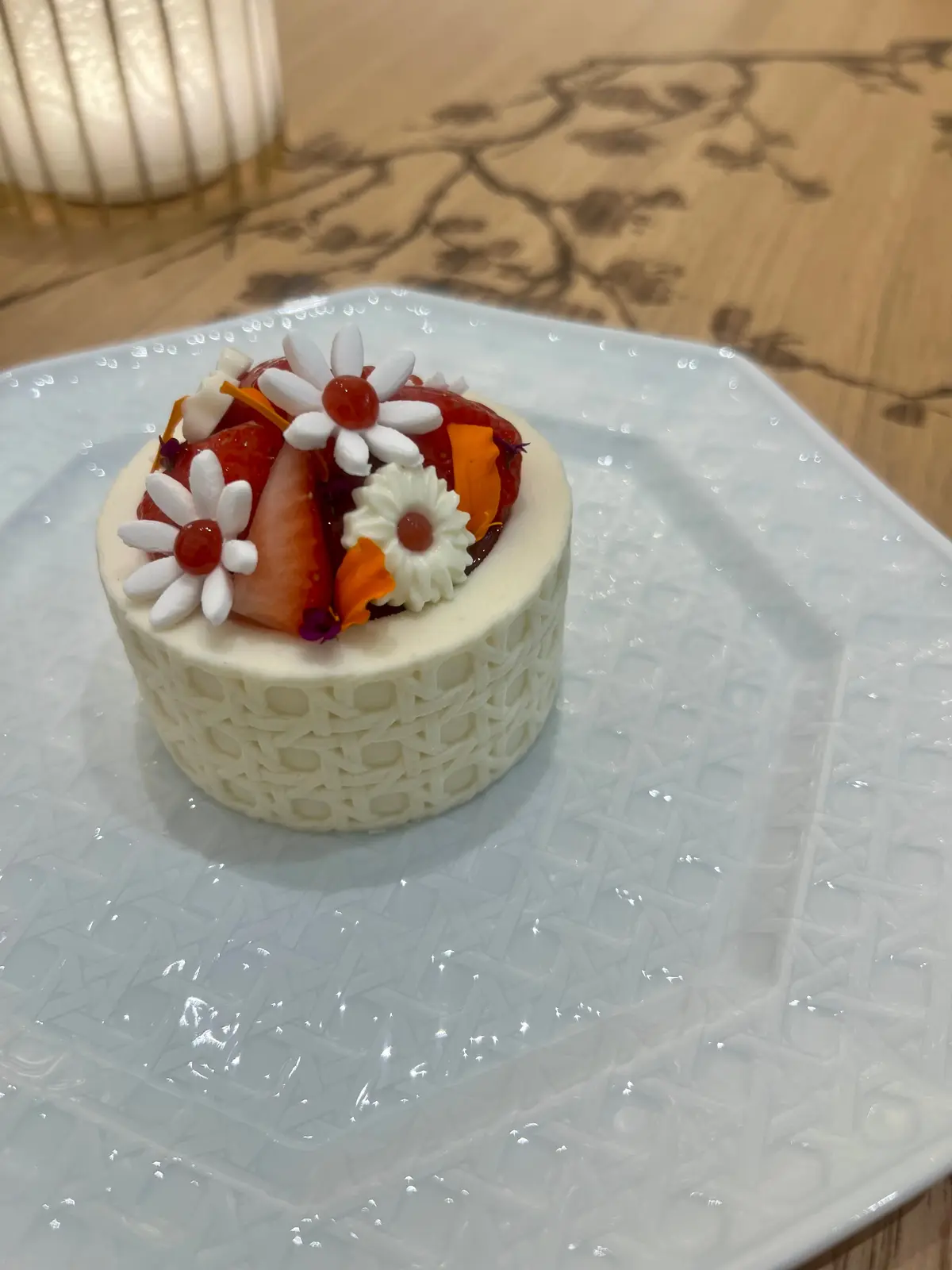 ディオール バンブー パビリオンへ…。カの画像_16