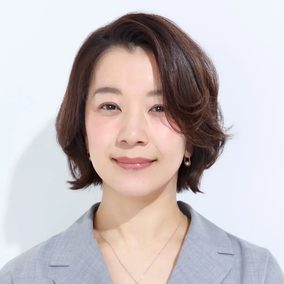 ショートボブ