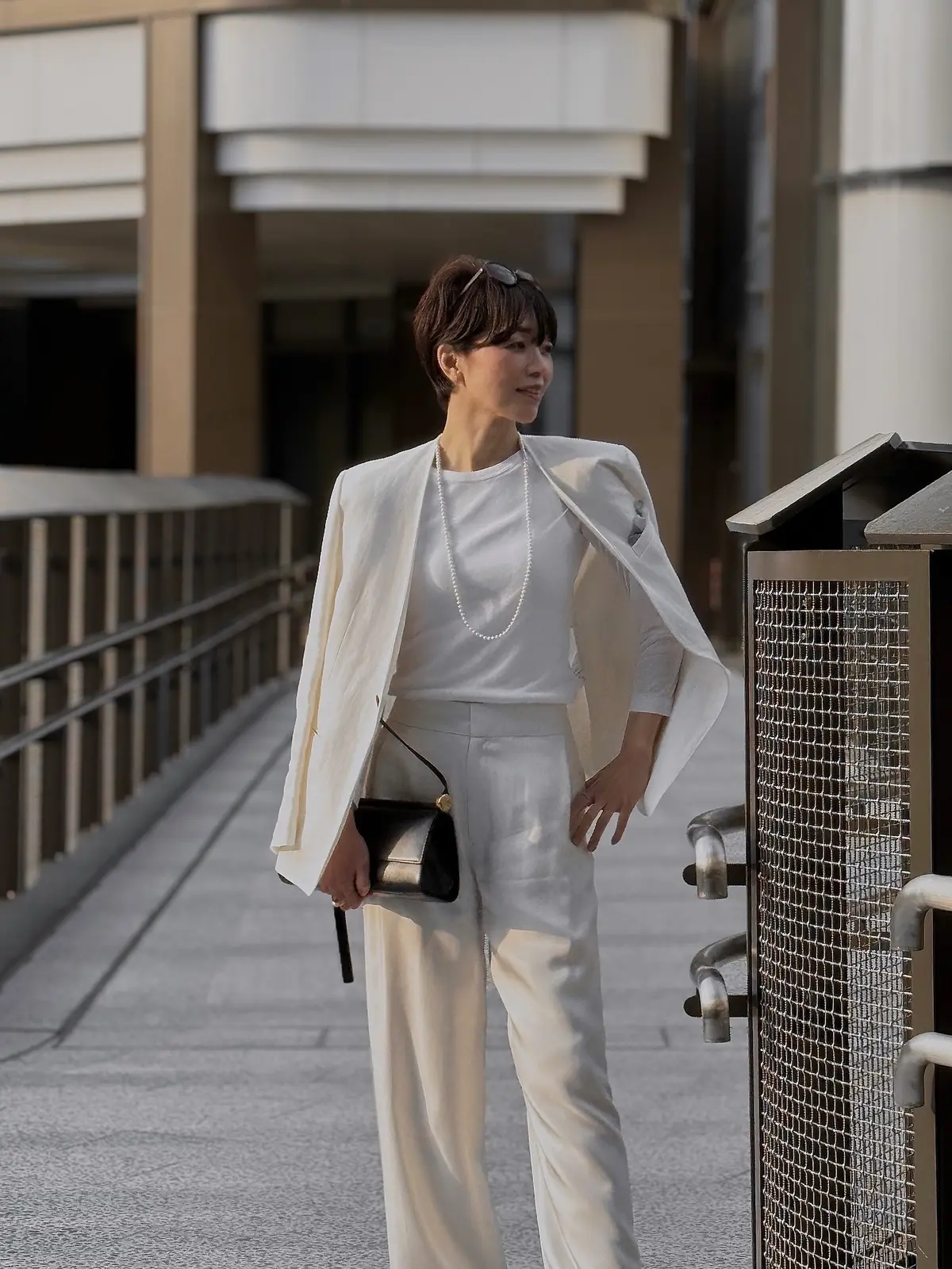 春の装いに華やぐ「白」のワントーンで感性の画像_2