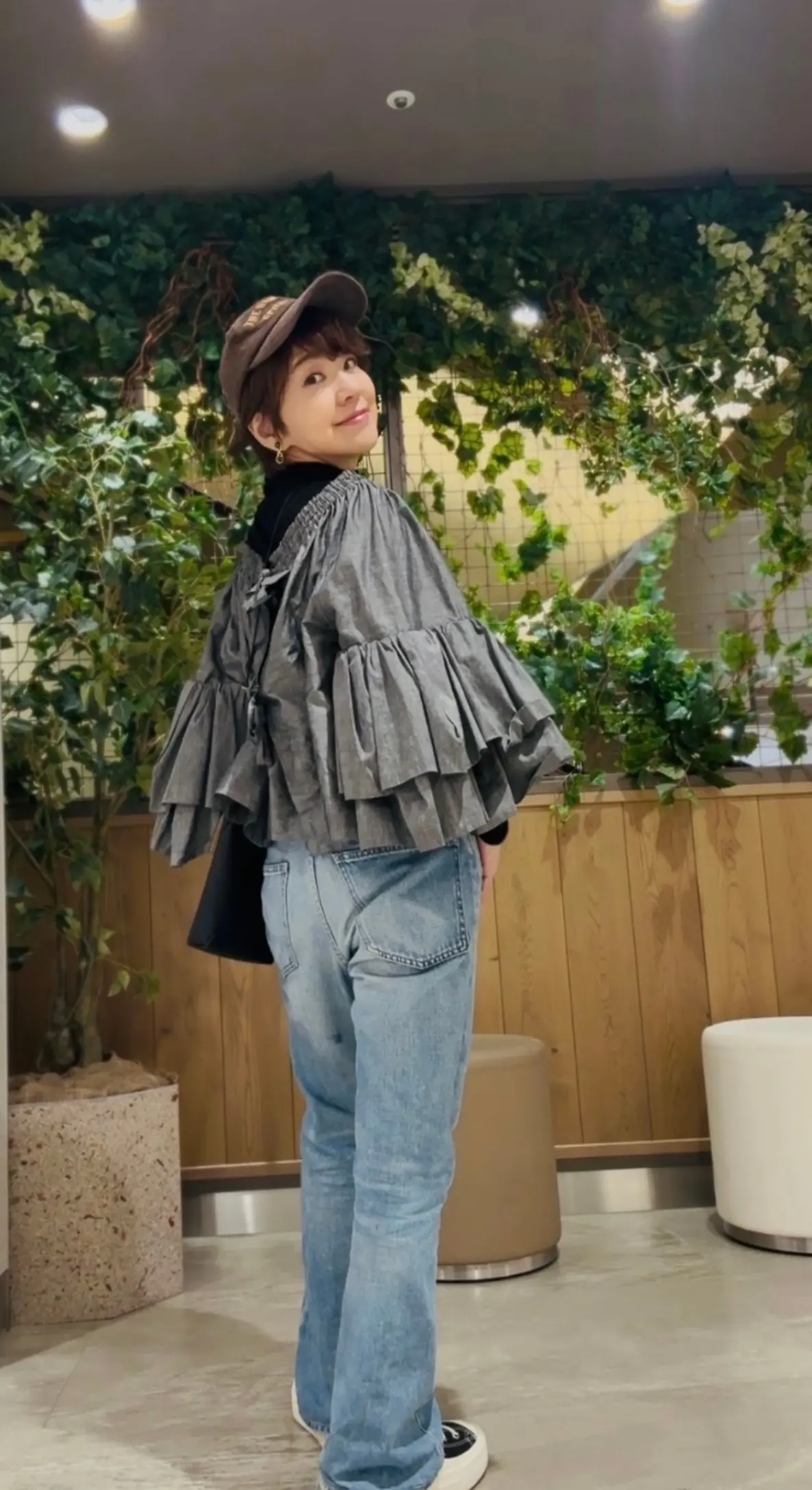 春を纏う大人のブルージーンズの画像_4