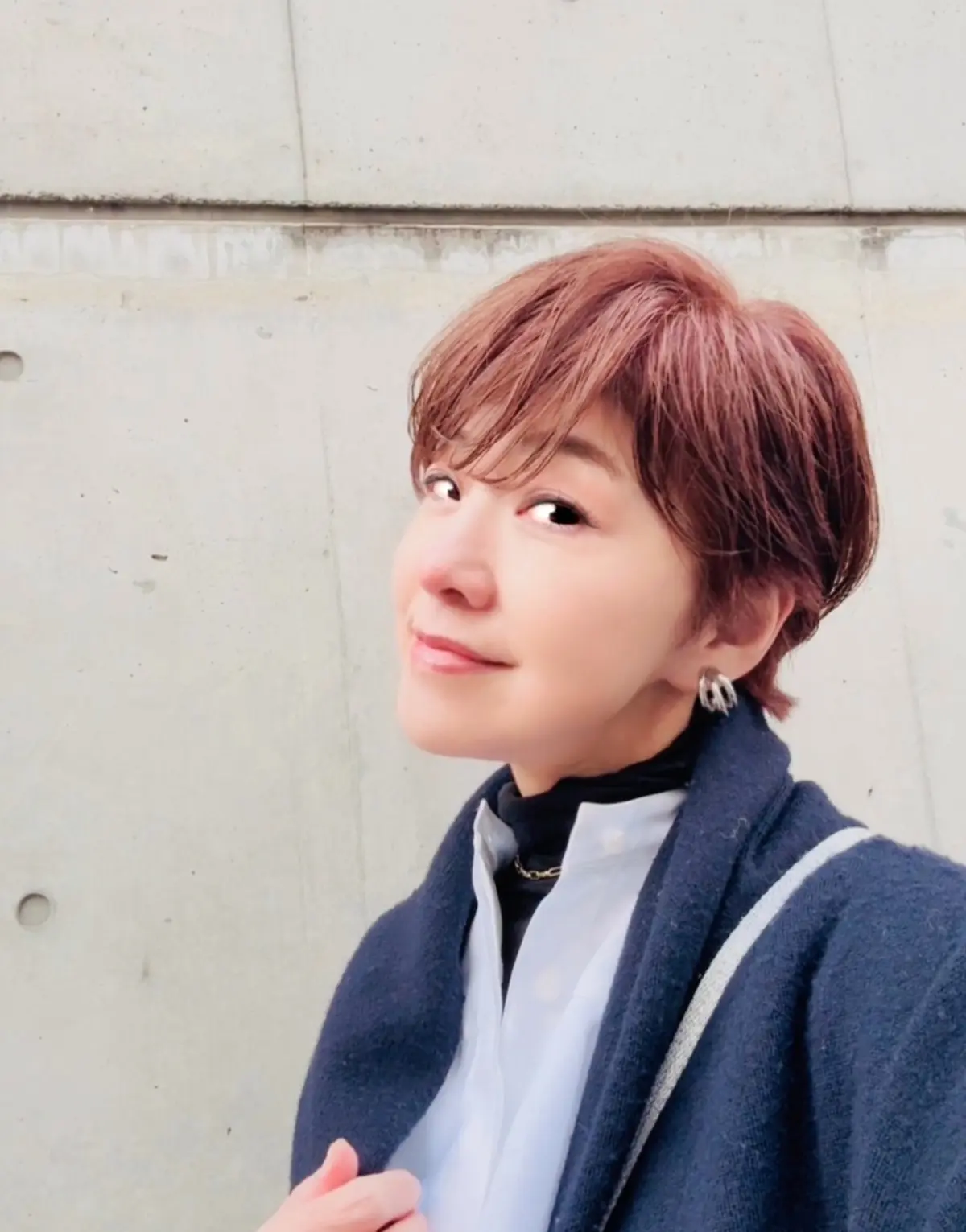 大人クールに春のウェットショートヘアの画像_4