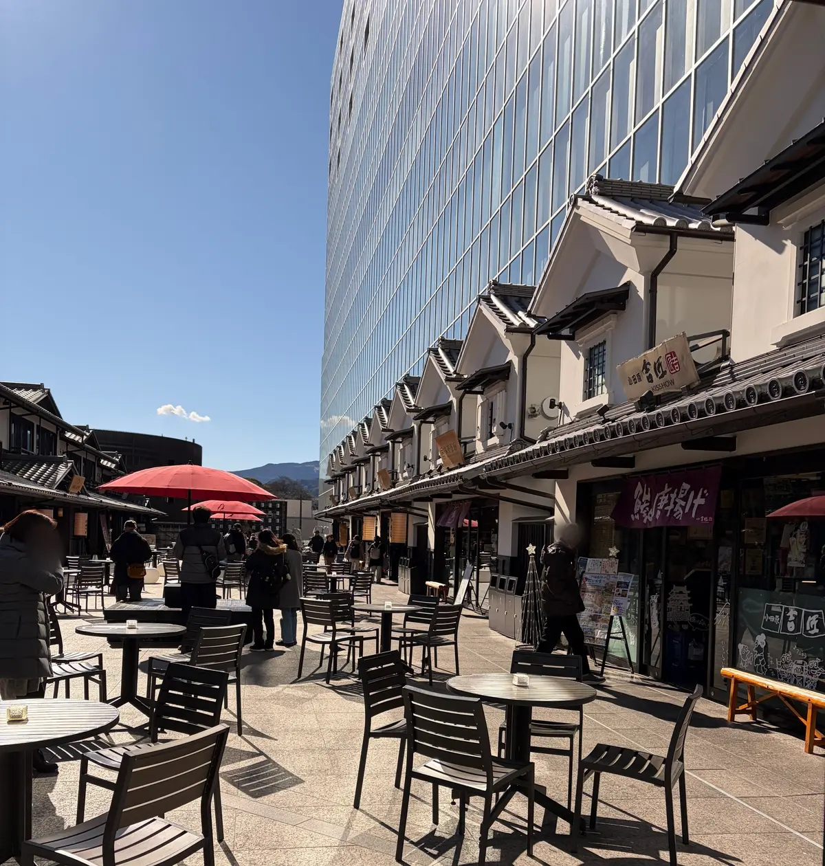 小田原梅まつり　冬旅　日帰り温泉　おさんぽ　おでかけ　日帰り旅行　足湯　小田原　小田原城ミナカ小田原　展望足湯庭園　鈴廣　小田原みやげ　小田原ロール　湘南プリン　鯵の唐揚げ　小田原城最中