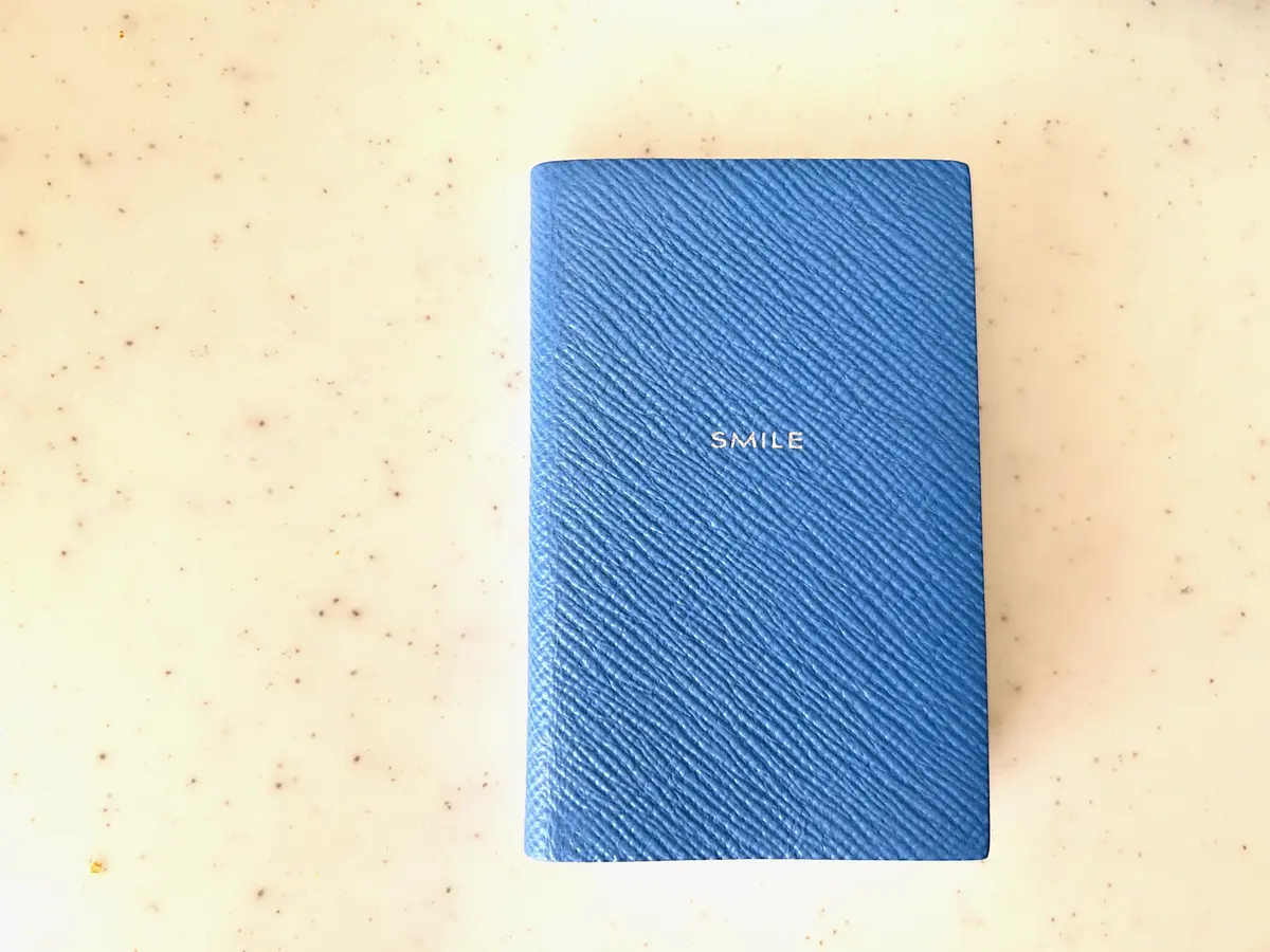 スマイソンの「SMILE」ノートのカバー