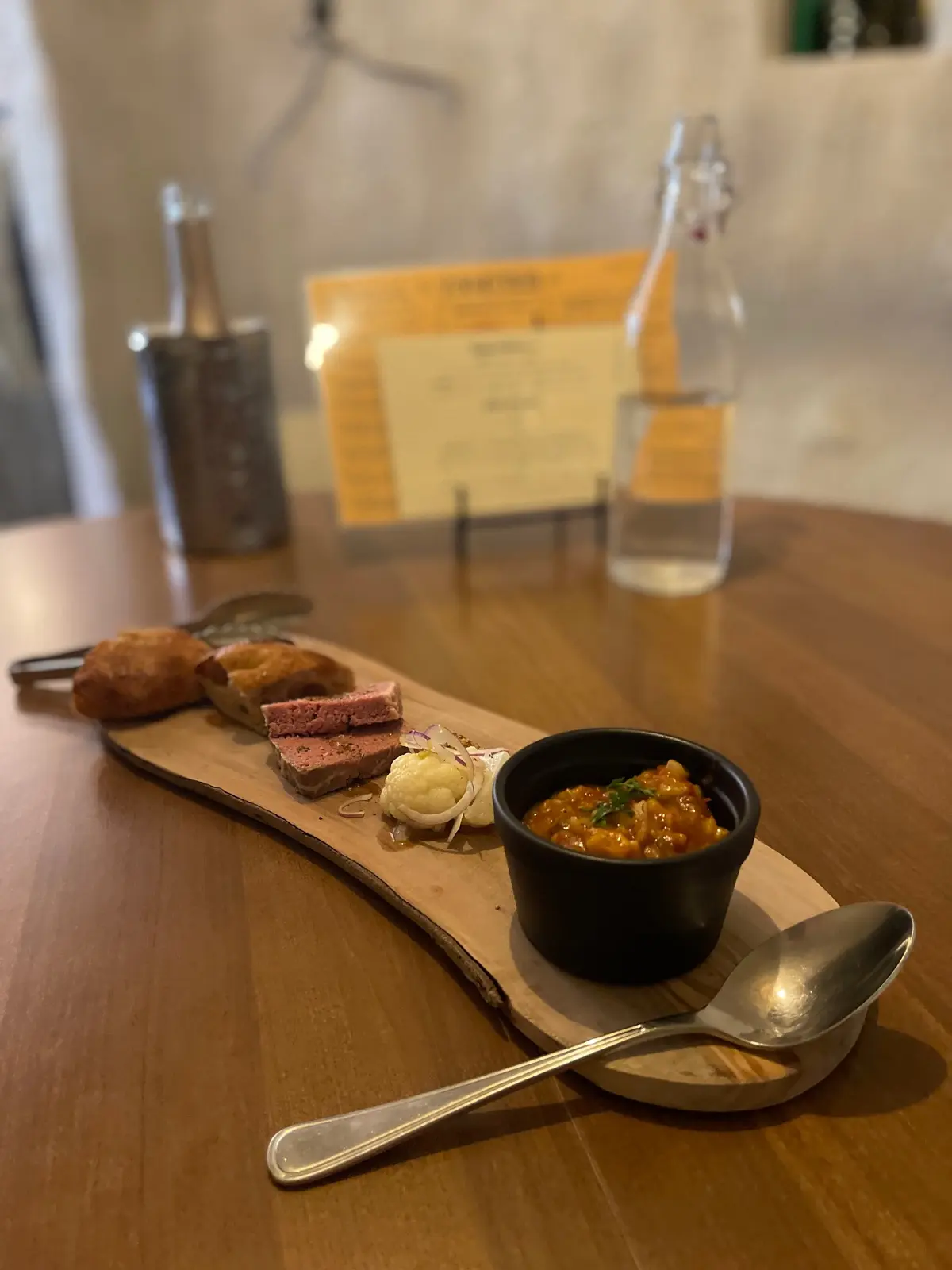 週末夫婦デートはロイヤルブルーのニットとの画像_10