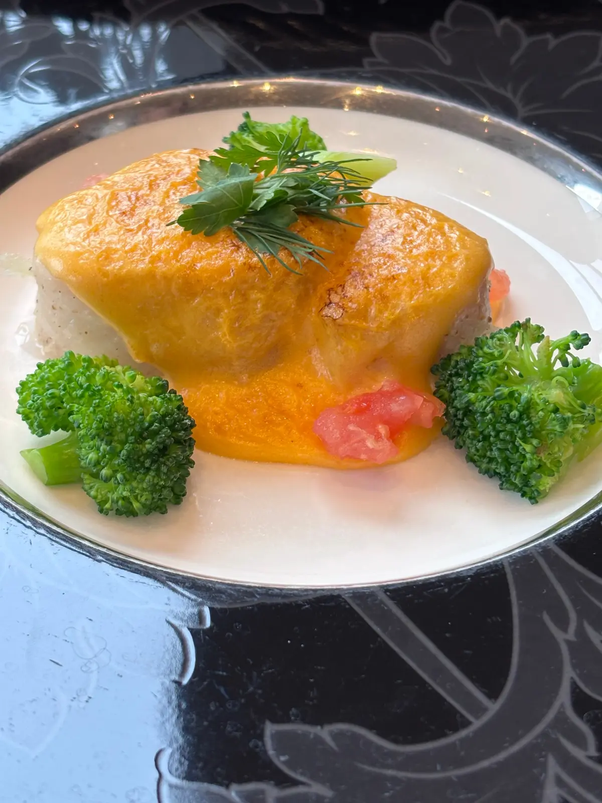  THE GATE HOTEL 雷門 by HULIC ランチ  サラダ アラフィフ