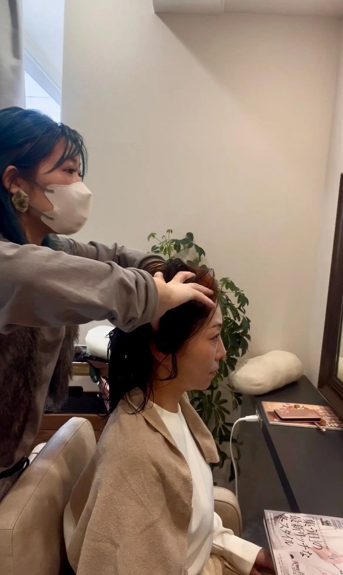 心も髪もリフレッシュ！ミディアムレイヤーの画像_4