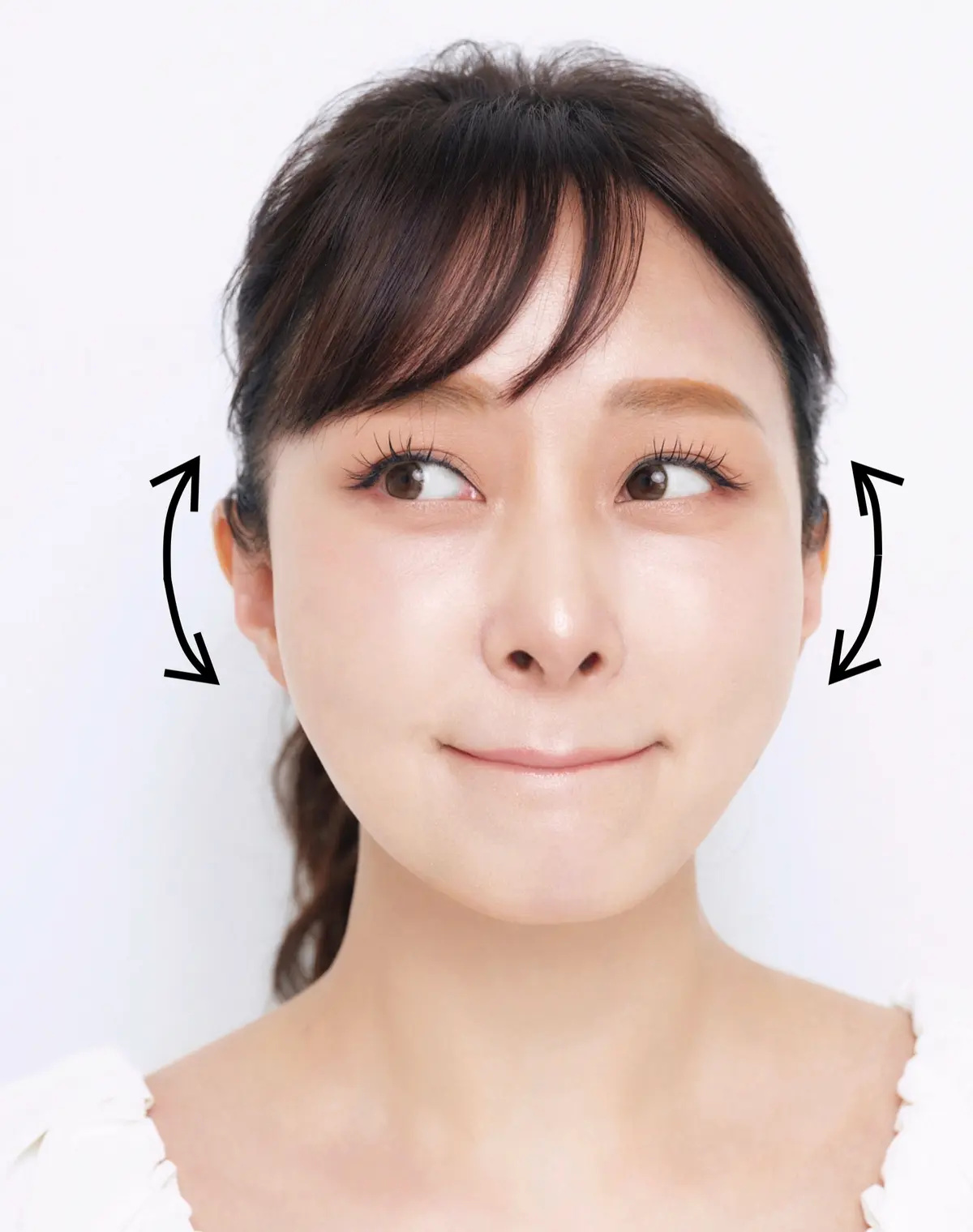 石井美保　引き締めケア　＂頰筋＂ だけ動かすトレーニング