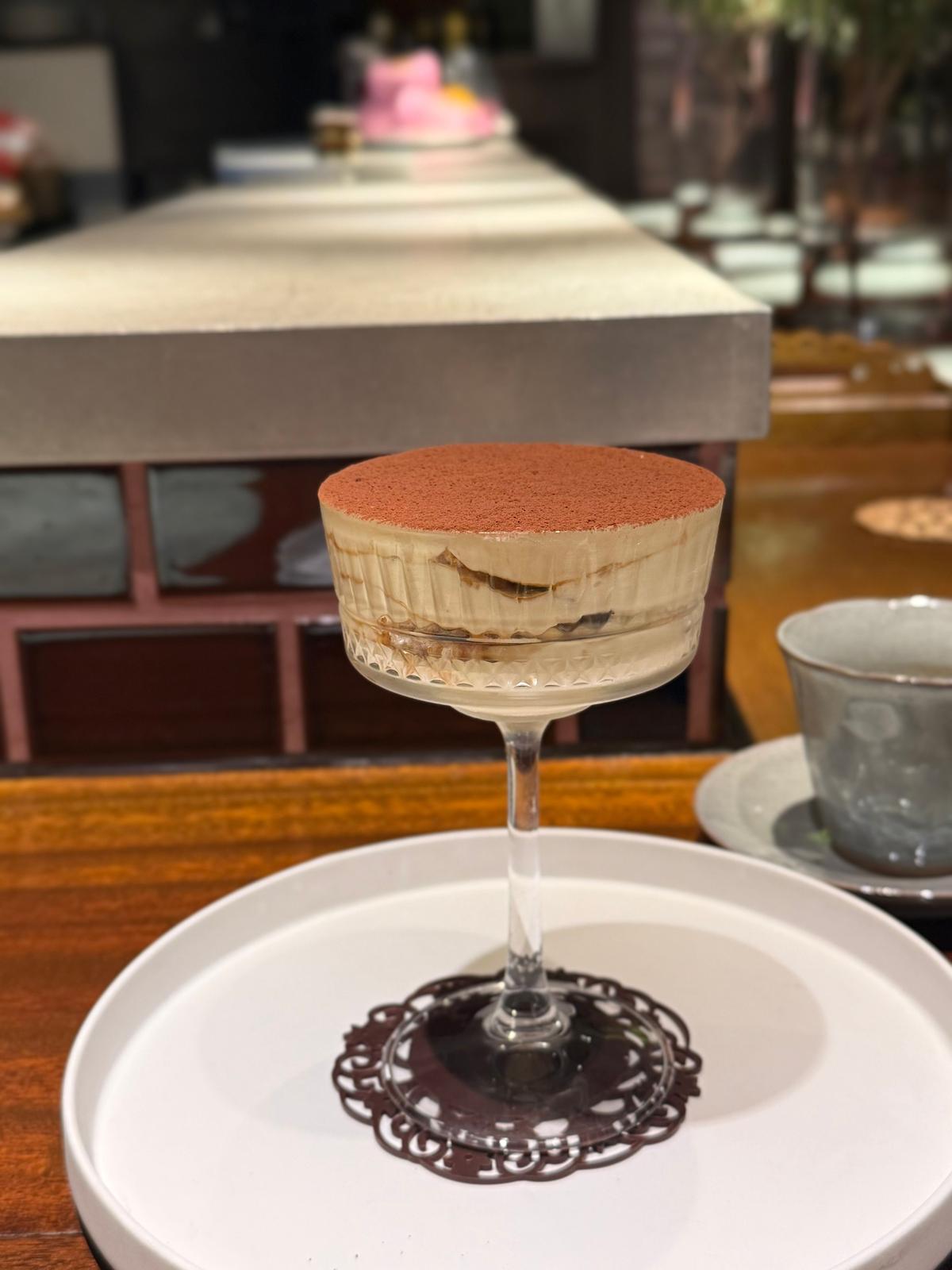 福島るぼわ　福島スイーツ　福島グルメ　夜カフェ　スイーツ　お酒　洋酒　ペアリング　大人の隠れ家　BAR 福島BAR  ティラミス
ミルフィーユ　デザート　アシェットデセール