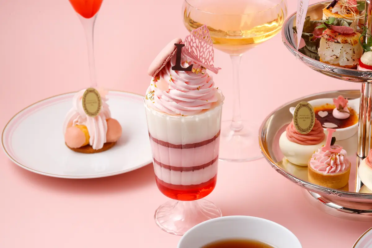 グラスシャンパン ミニパルフェ ラデュレ 2026年 桜アフタヌーンティー 