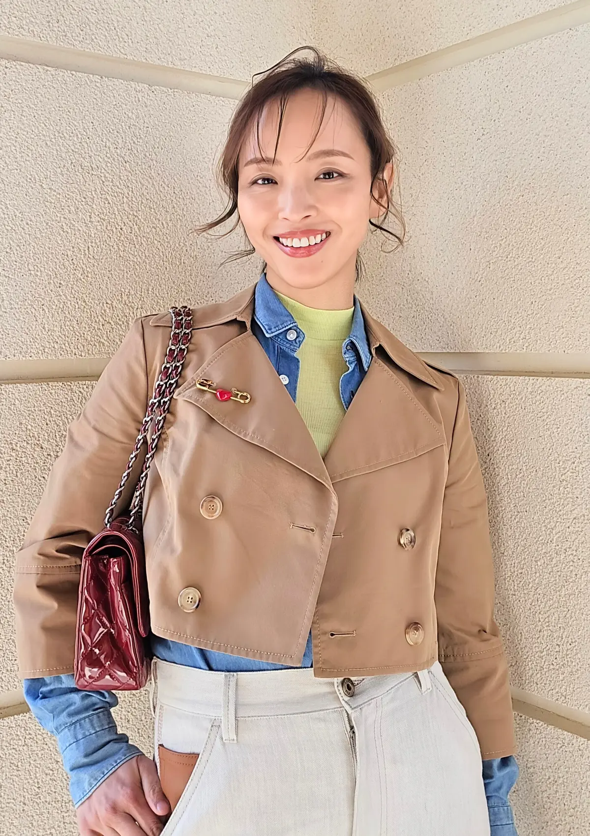 エクラ 華組　大岩三智子さん　モスキーノ　ショートトレンチ