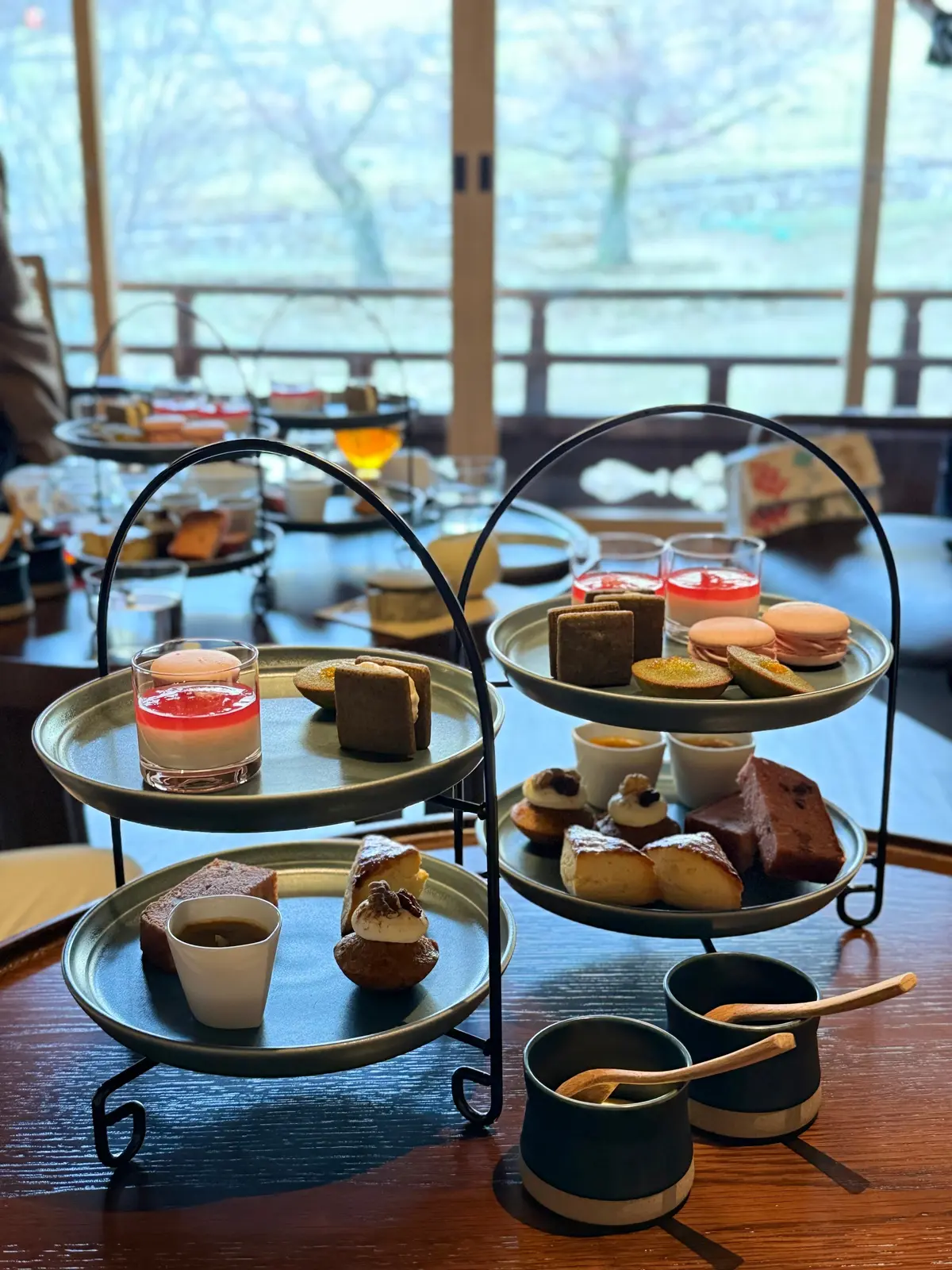 奈良　若草山　VILLA COMMUNICO　オーベルジュ　アフタヌーンティー　ラウンジ　奈良カフェ　奈良観光　奈良グルメ　観光スポット　スイーツ