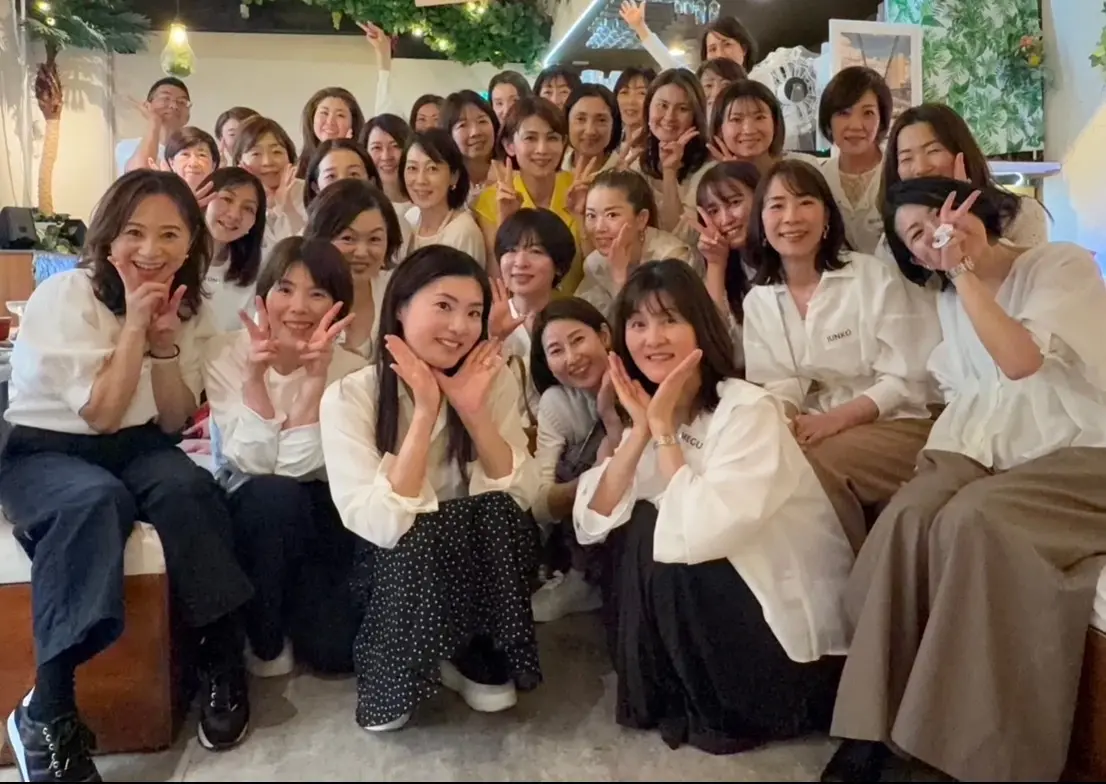 一目惚れのイエローワンピでとあるパーティの画像_3