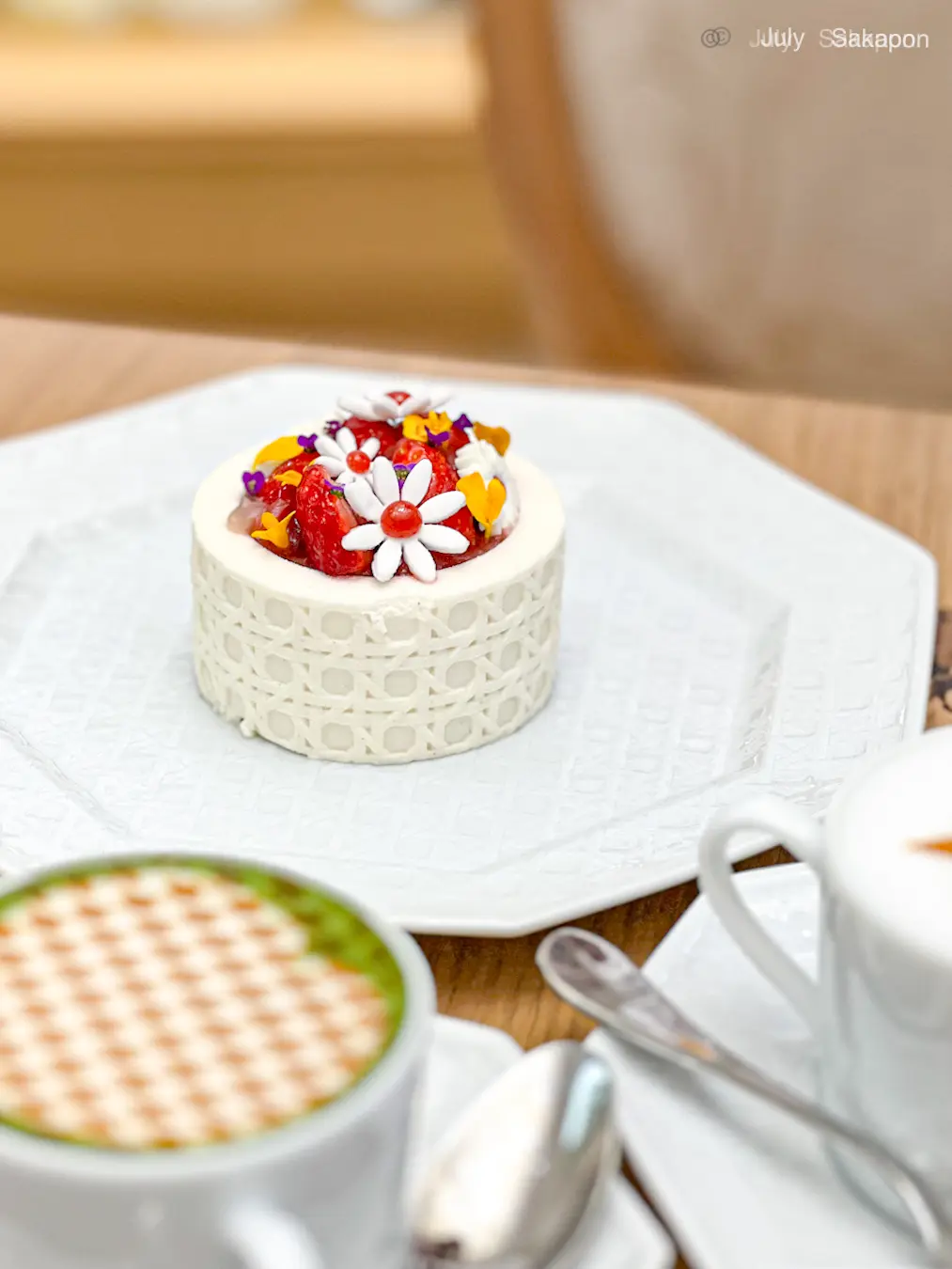 超話題沸騰【Dior】代官山カフェ ディの画像_7