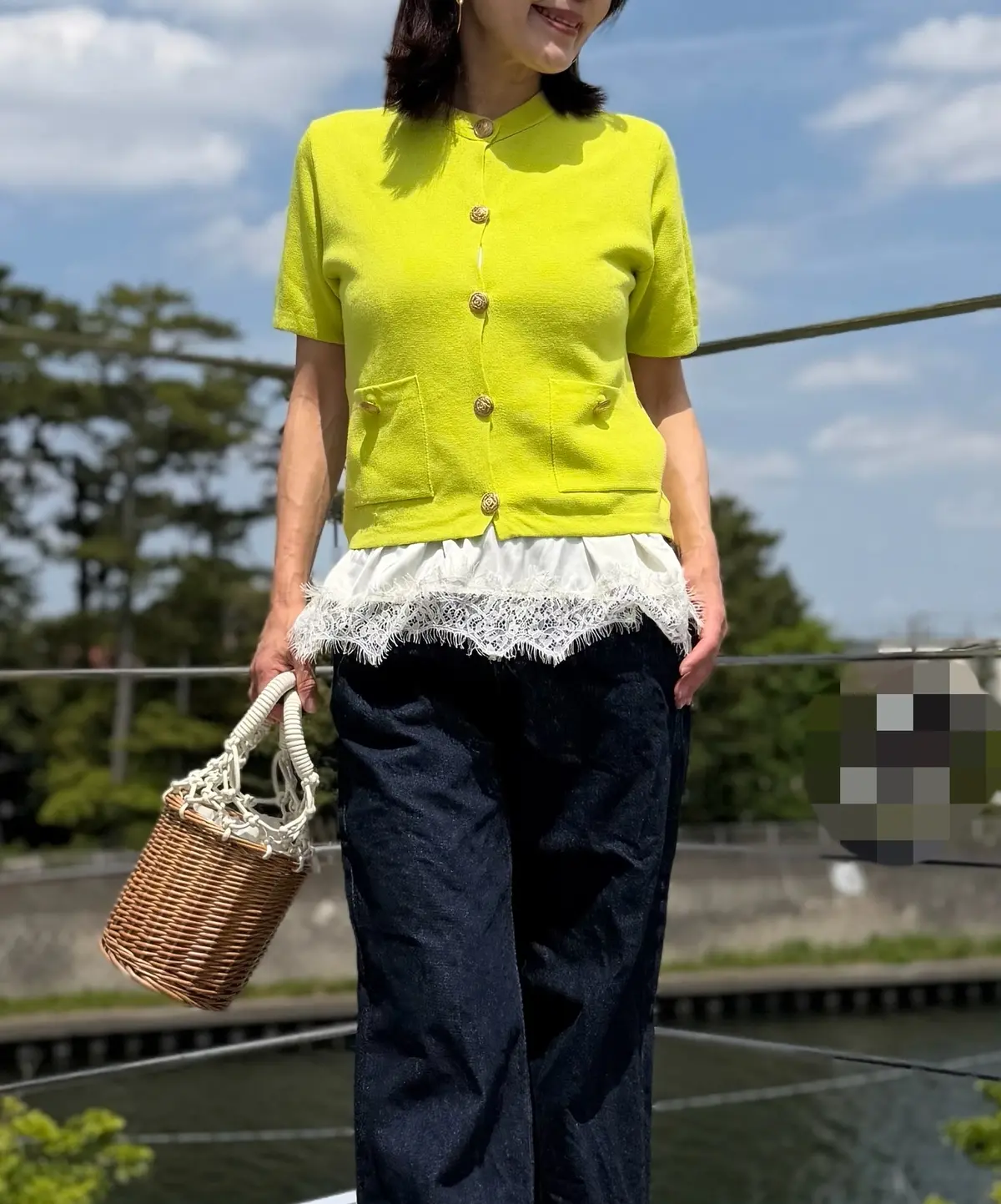 エクラ 華組 宮原江里子さん　50代　全身コーデ　夏コーデ　イエローコーデ