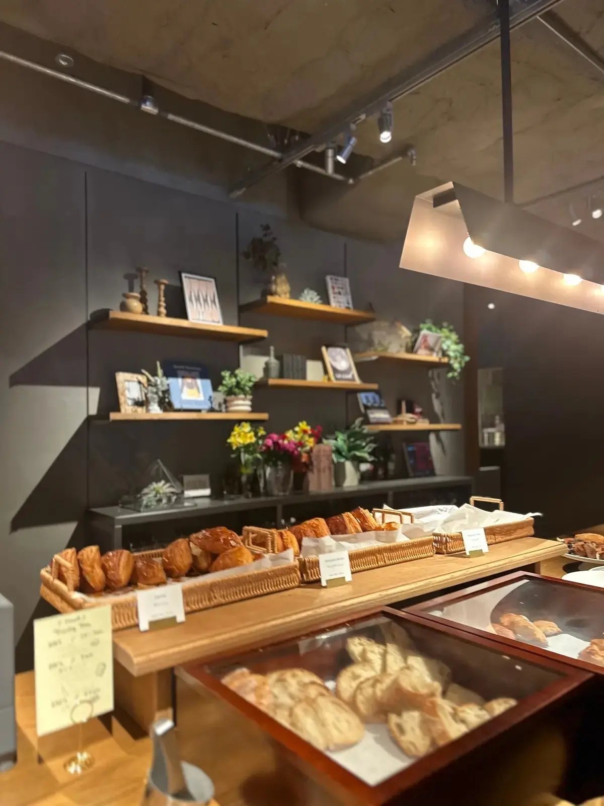 JR宇都宮駅前 THE KNOT UTSUNOMIYA パン売り場