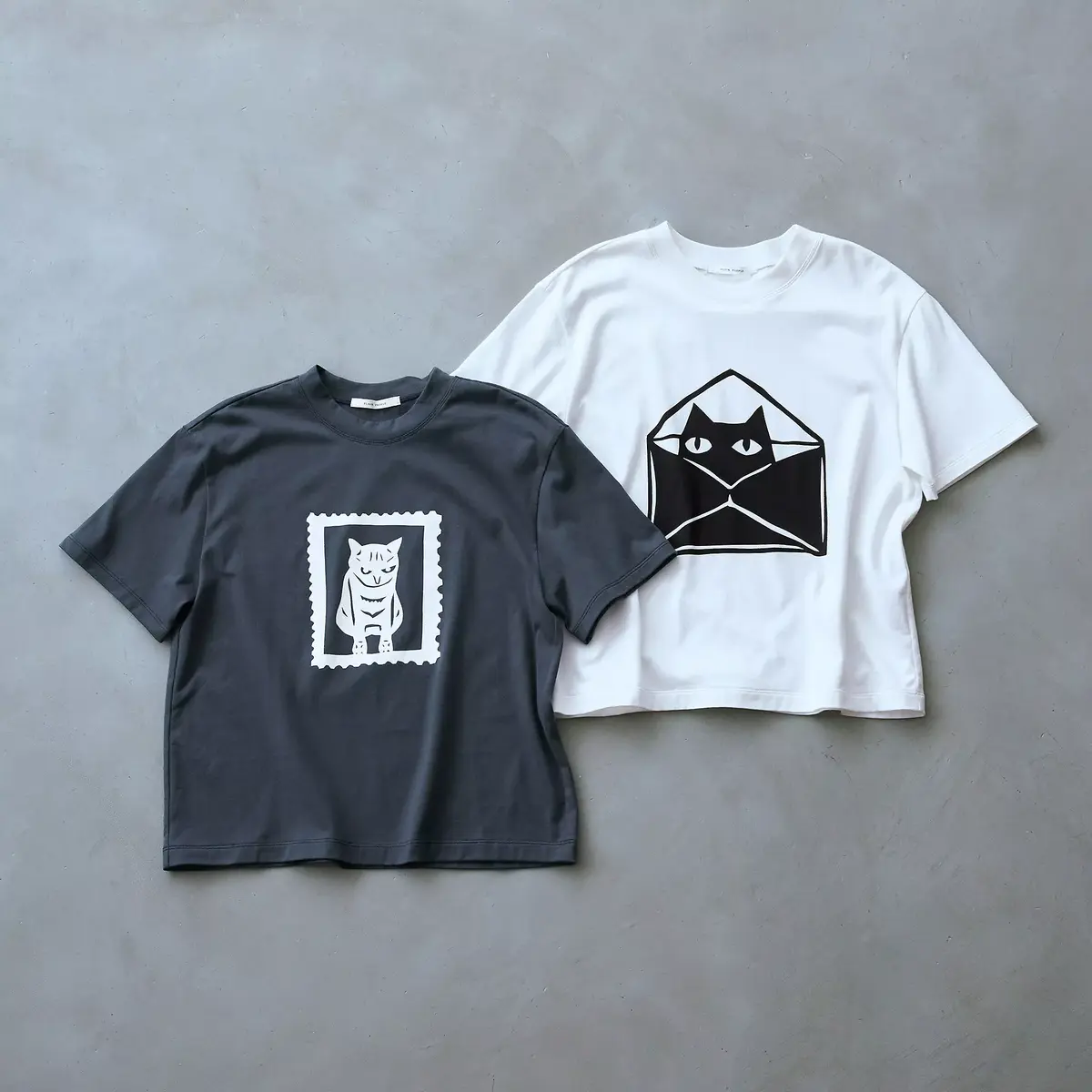 PLAIN PEOPLE×eclat
キャットプリントTシャツ　白、グレー
各￥14,300
