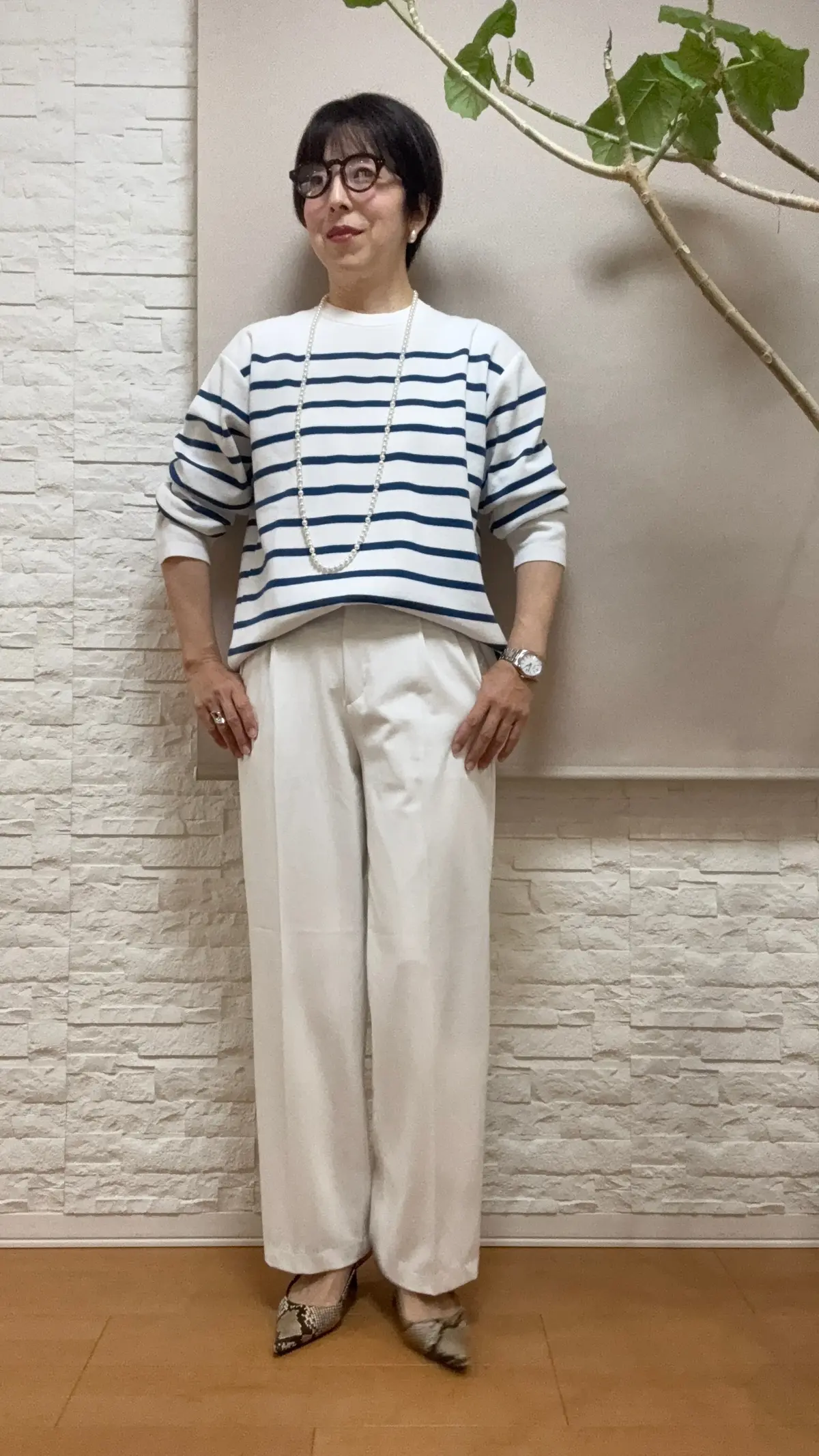 GUの白×ブルーボーダーニットで春コーデの画像_5