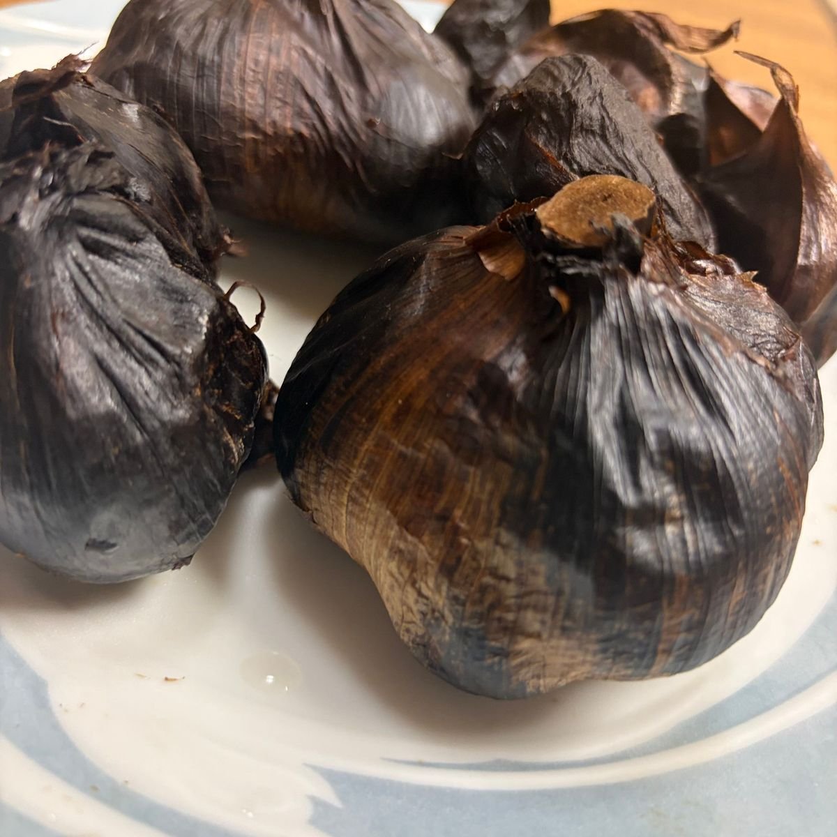夏バテ防止その1：自家製「黒ニンニク」でスタミナ満点！