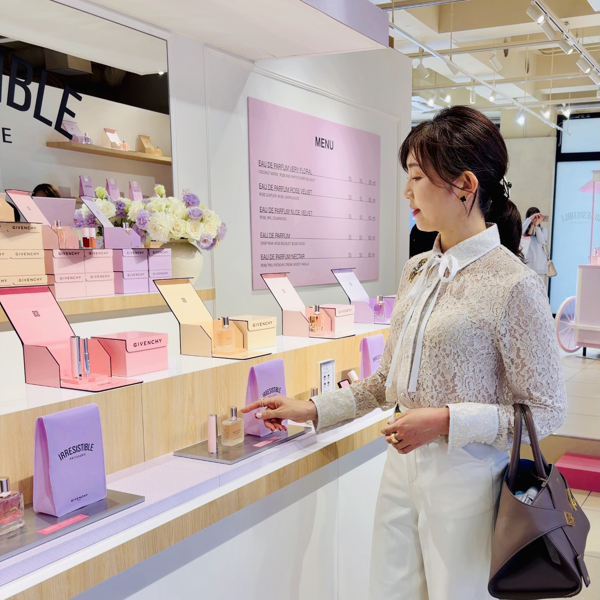 【大人コスメ】ジバンシィピンクに染まる週末。パリのパティスリーのような至福空間へ