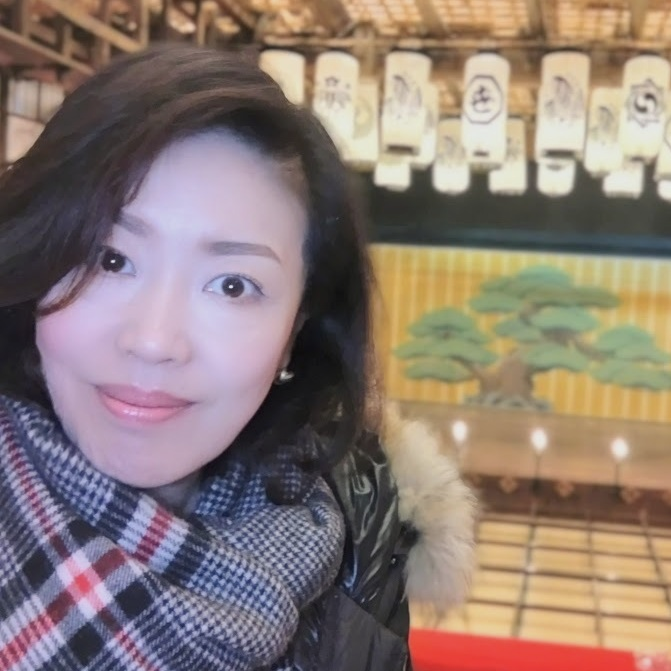 金丸座の愛称で親しまれている、旧金毘羅大芝居へ・・・