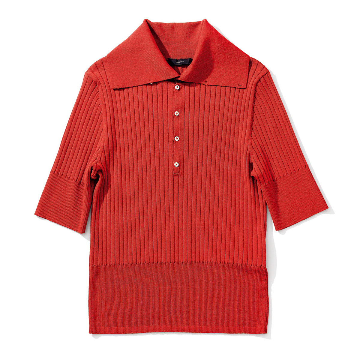 ラルフ ローレンのスカート、デパリエのトレンチコートなど