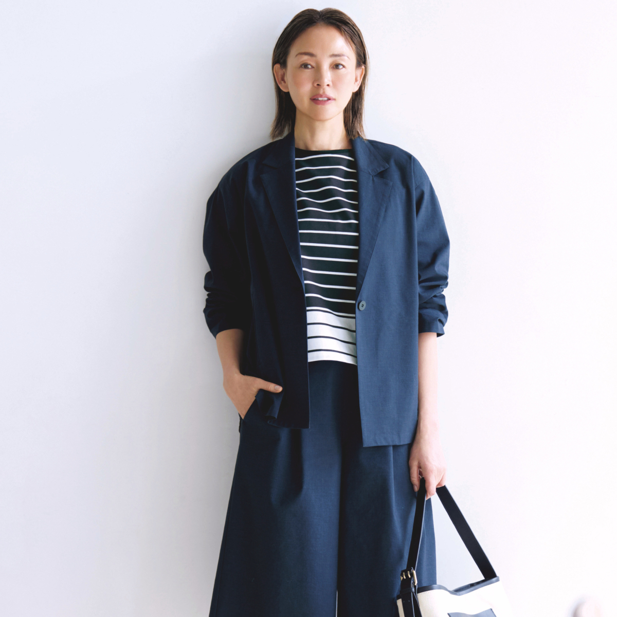 この春は、スタイリッシュなリネンで涼やかなおしゃれを楽しもう