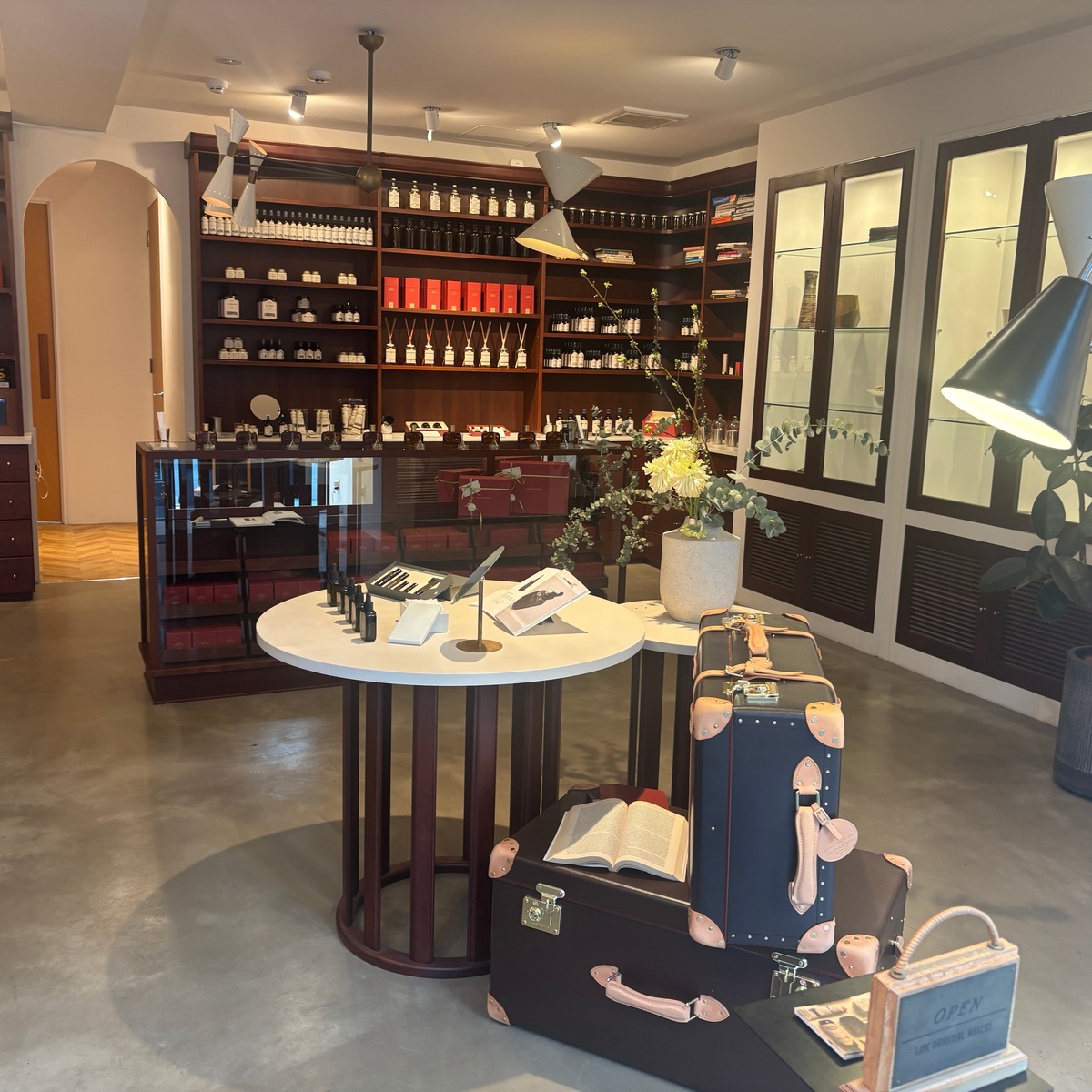 自由が丘で春ヘア。河津桜とLINCのバーム。