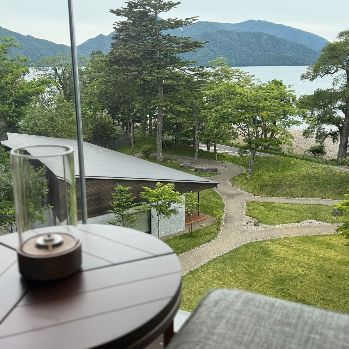 【リッツカールトン日光②】中禅寺湖の景色を楽しむ朝食と「レークハウス」で味わうディナー