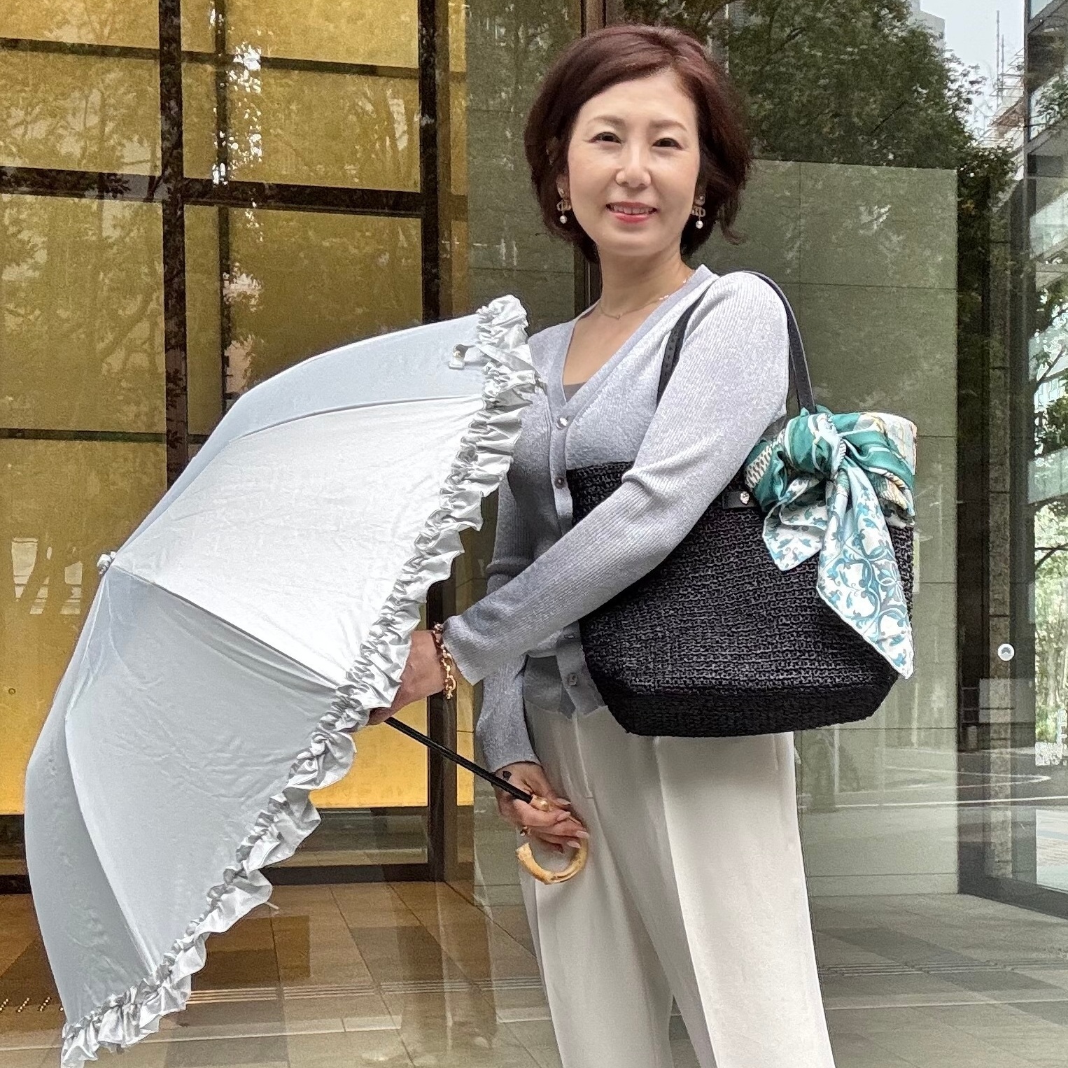 UVカット機能とおしゃれを両立！デモデや前原光榮商店など、おしゃれが大好きな40代・50代が愛用中の日傘4選