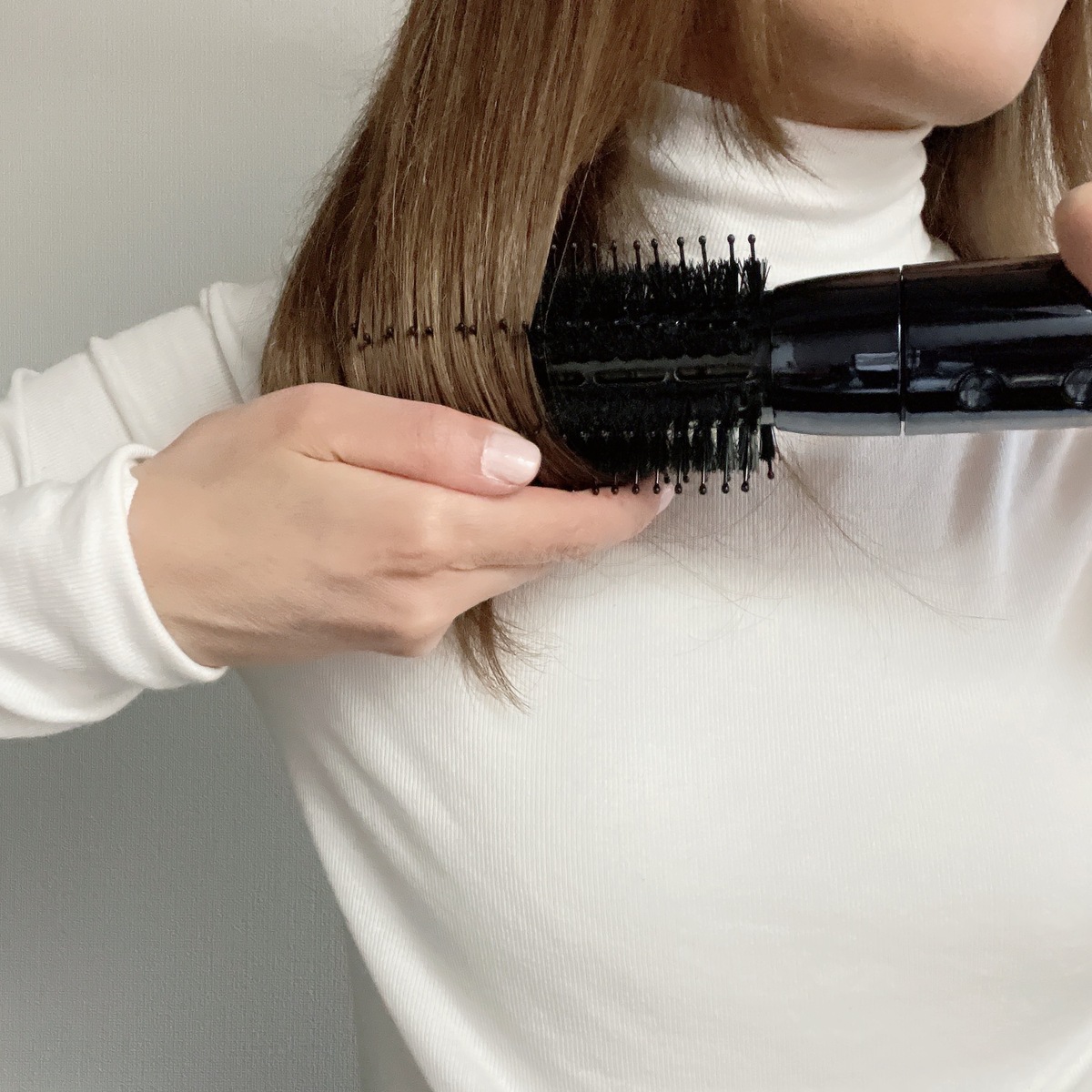 忙しい朝の味方。ReFa Curl Brushで簡単ヘアセット