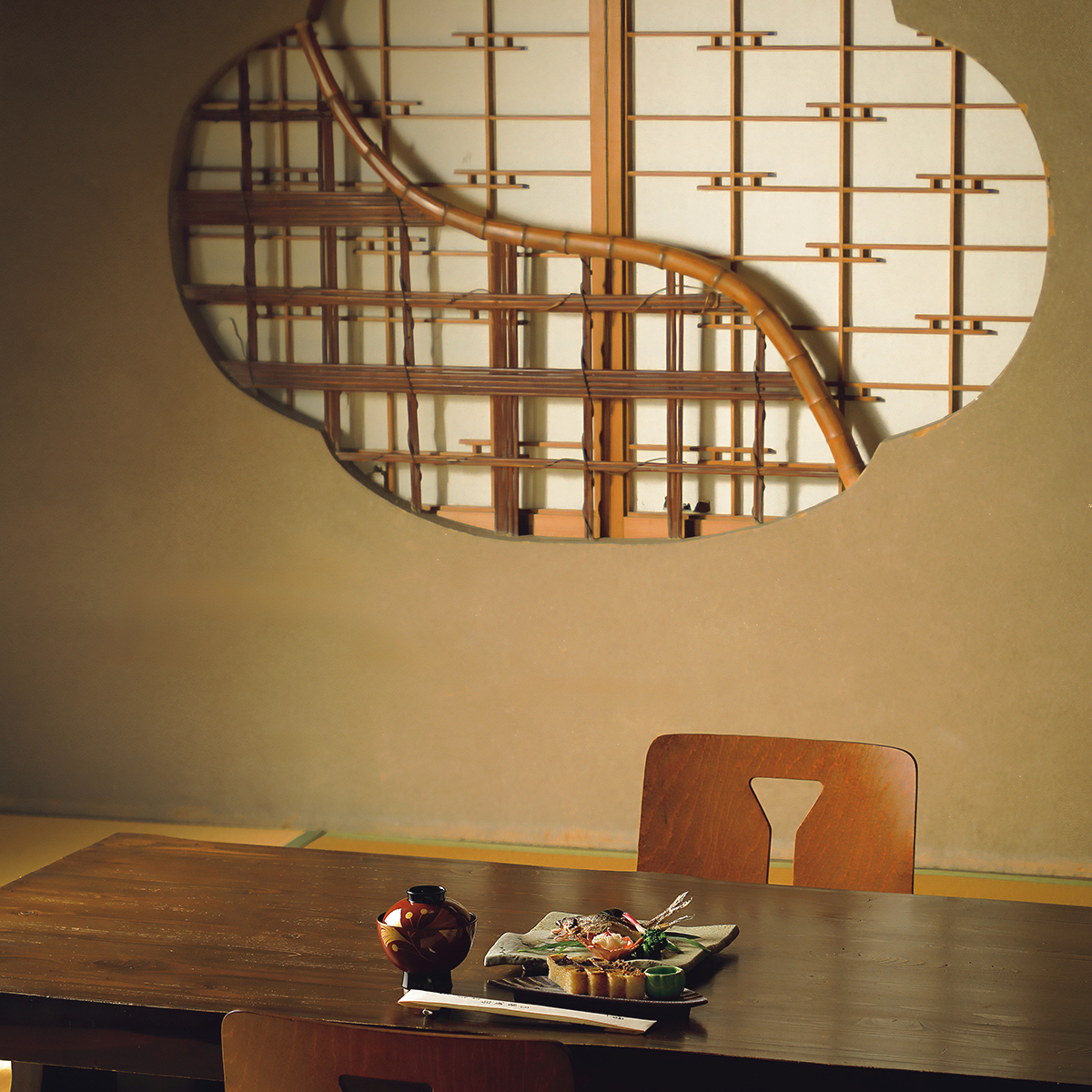 奈良・吉野の日本最古の鮨の老舗『つるべすし弥助』