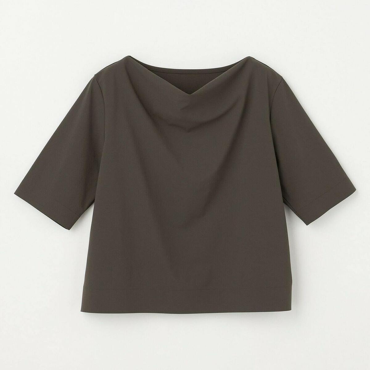 大人がきれいに着こなせる。レキップの実力派Tシャツ【1日1枚！ 50代の着映えTシャツ図鑑】