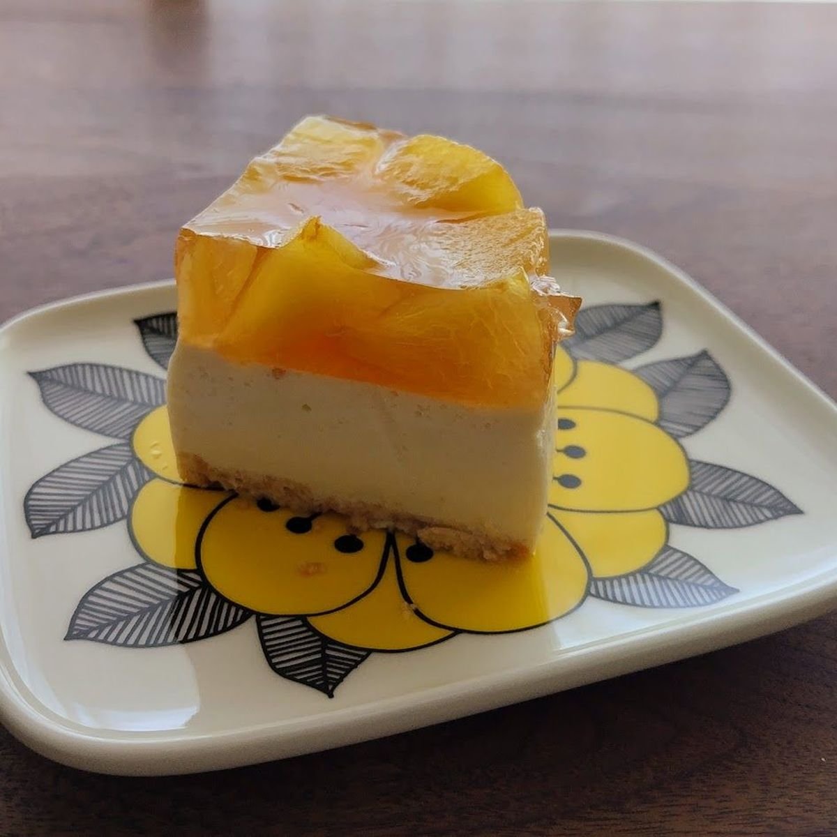 【クリームチーズ＆生クリーム不使用】桃のレアチーズケーキ作りました🍑