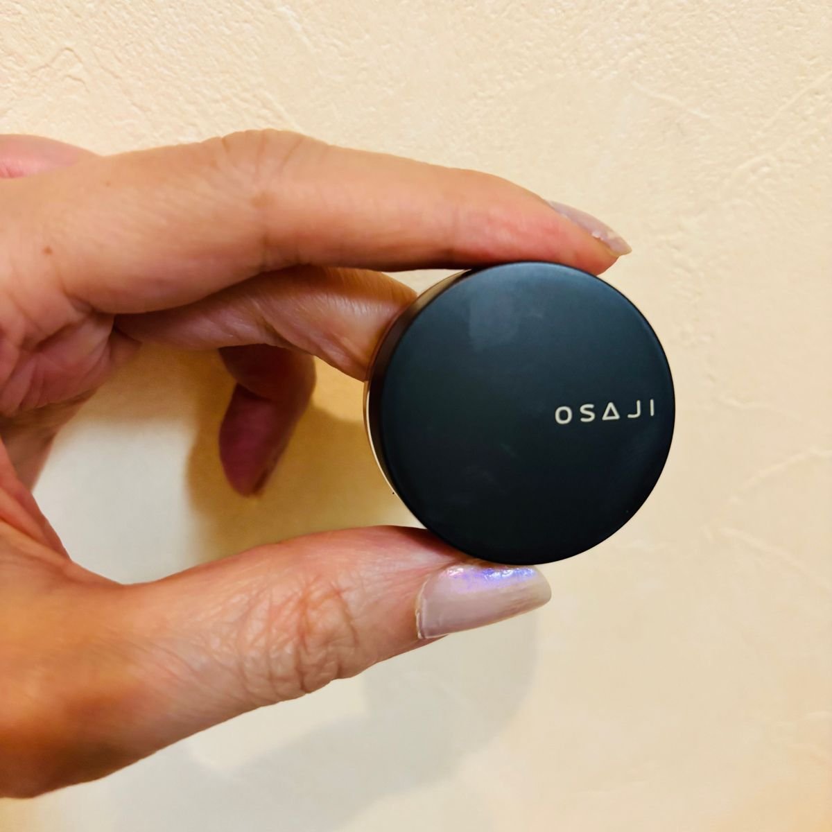 お出かけ時の便利コスメ〜OSAJI ニュアンスフェイスカラー〜