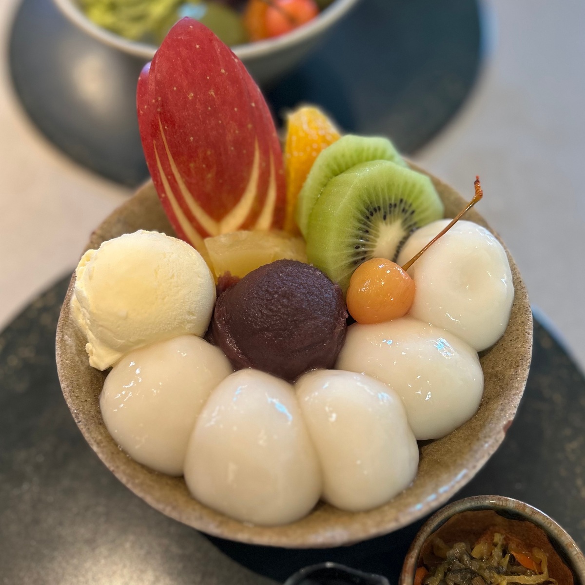 【鎌倉カフェ・鎌倉グルメ】茶房 雲母（さぼう・きらら）の白玉クリームあんみつ体験ルポ｜鎌倉駅西口からの行き方