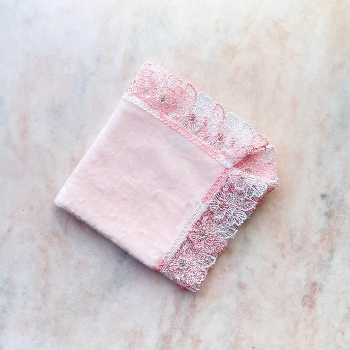 卒入学シーズンにおすすめ🌸大人のオケージョンハンカチ