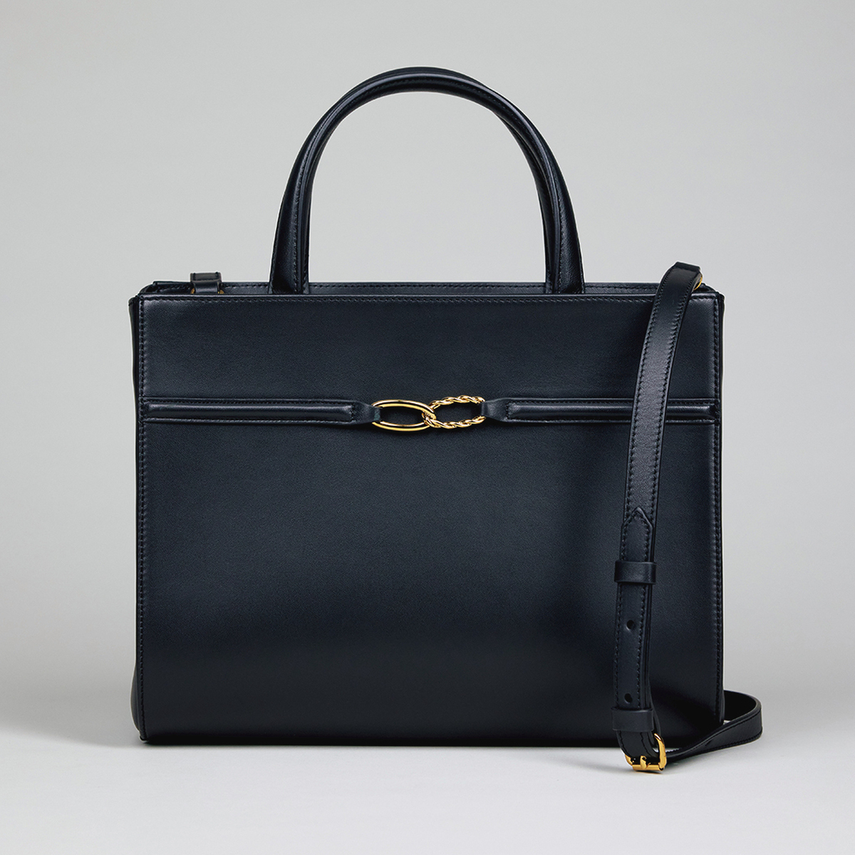 【AGCFのトートバッグ】ひと目で上質感が伝わる！グッチ創業者のひ孫が手掛けるブランド