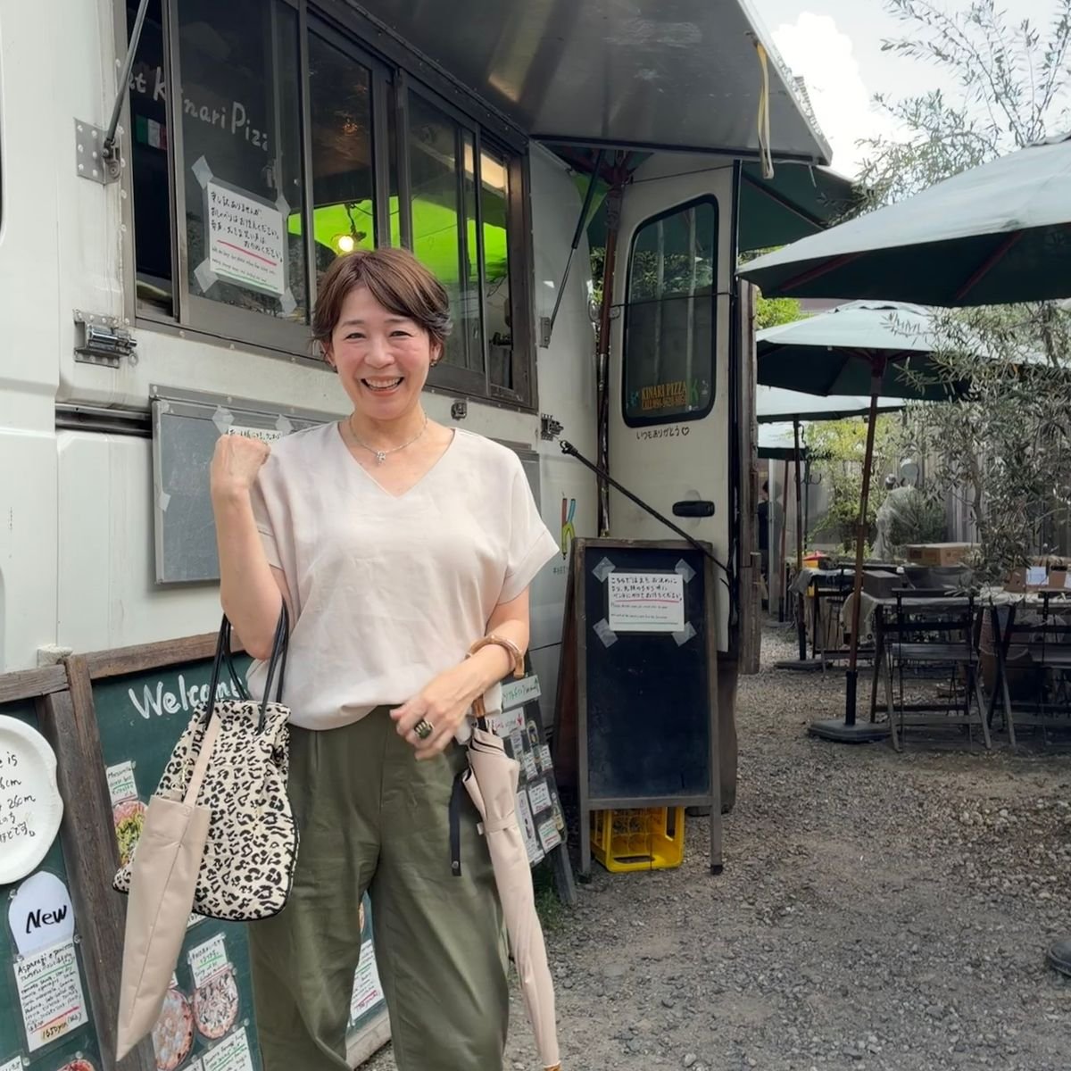 空と食べるピッツェリア。夏のならまち散歩は、焼きたてピザとクラフトビールで決まり。