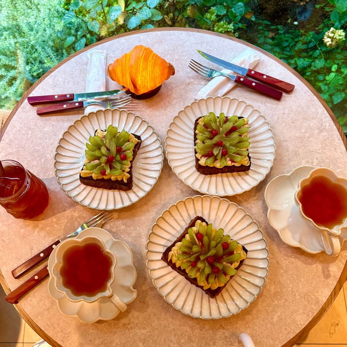 まるで宝石の美しさ ✨【代官山】のクロワッサン専門フレンチベーカリーでカフェタイム