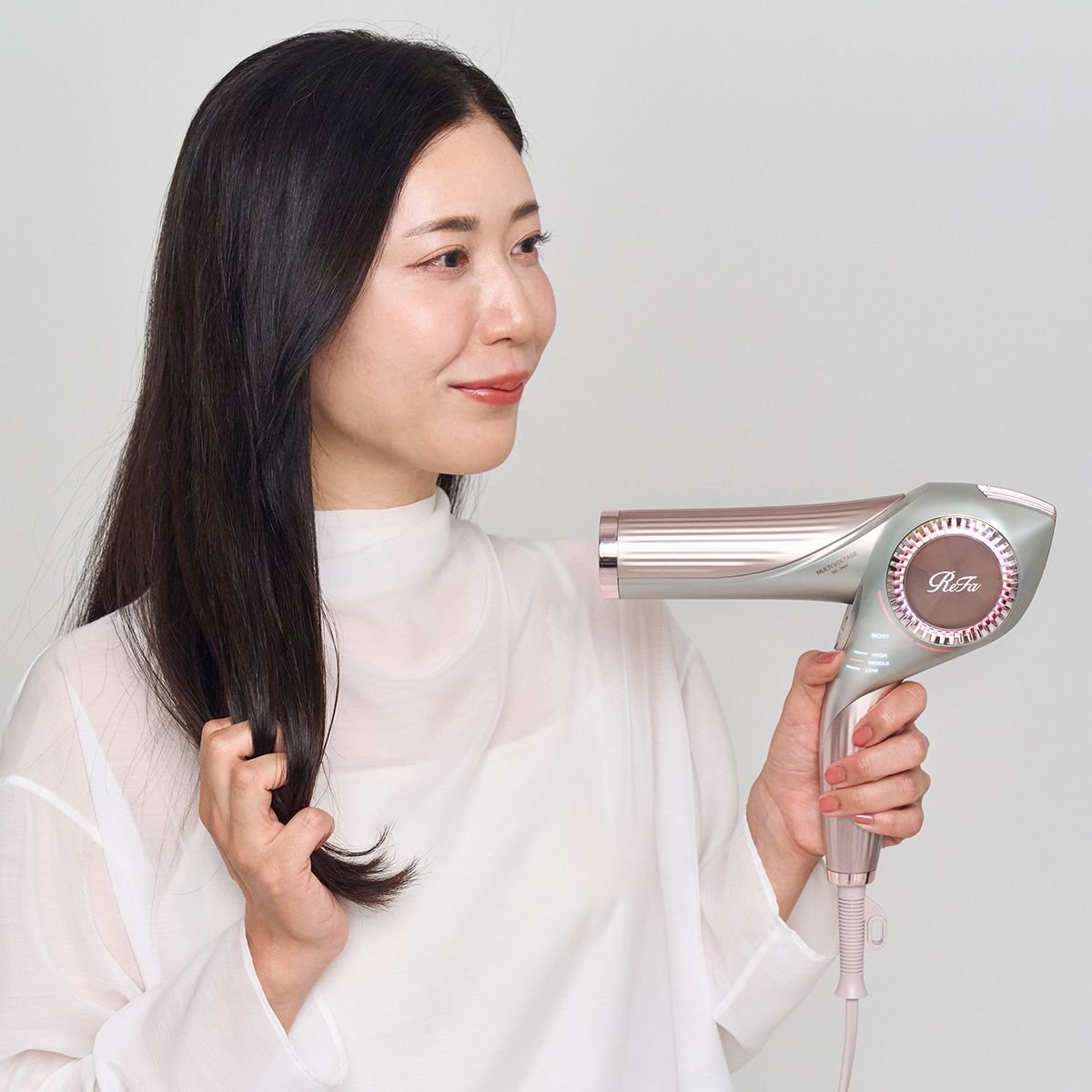 ハイスペックドライヤーで髪を乾かす時間を“ヘアケアタイム”に