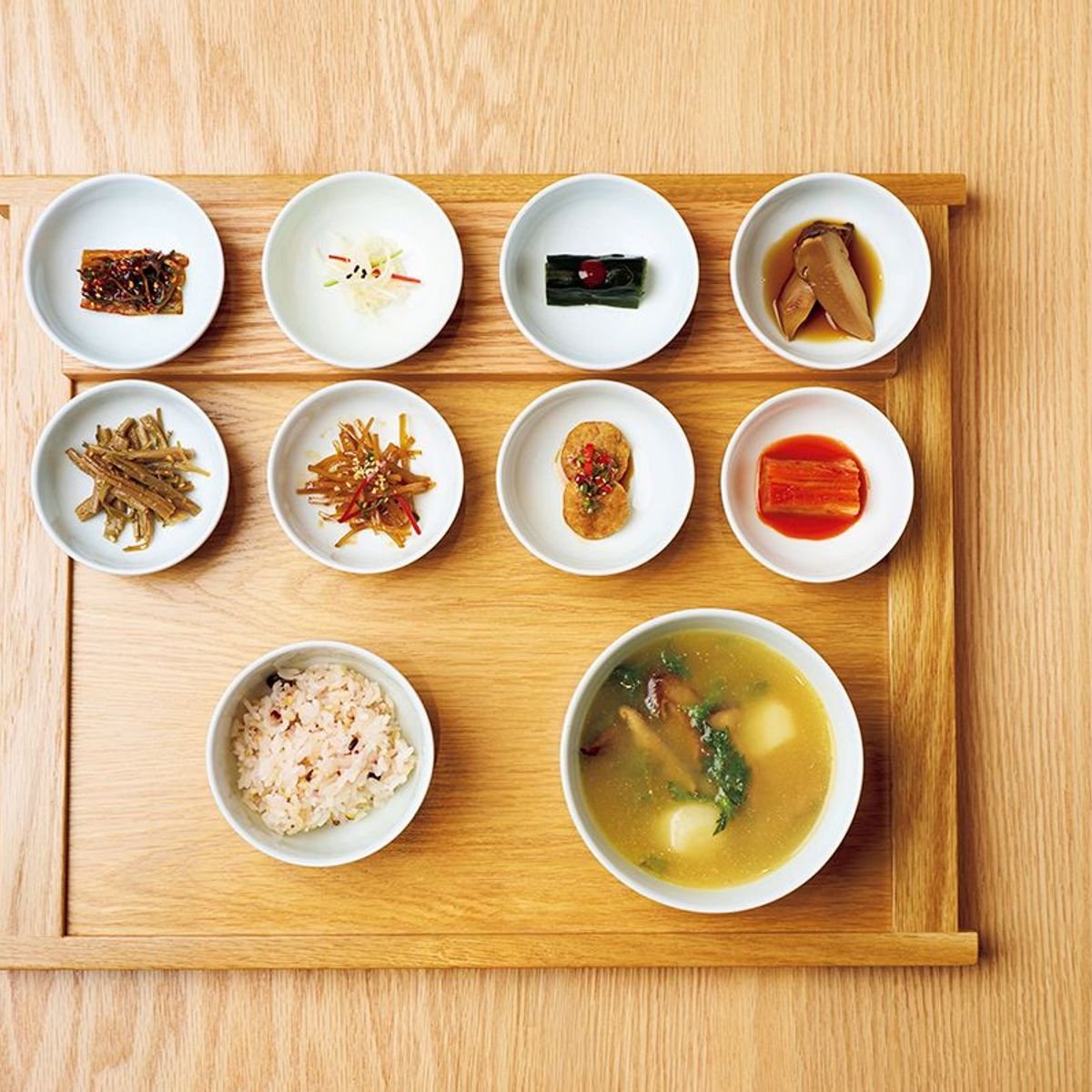 夏こそ韓国料理で元気になりたい！ ソウル旅行で行くべき食の新名所「BIUM」