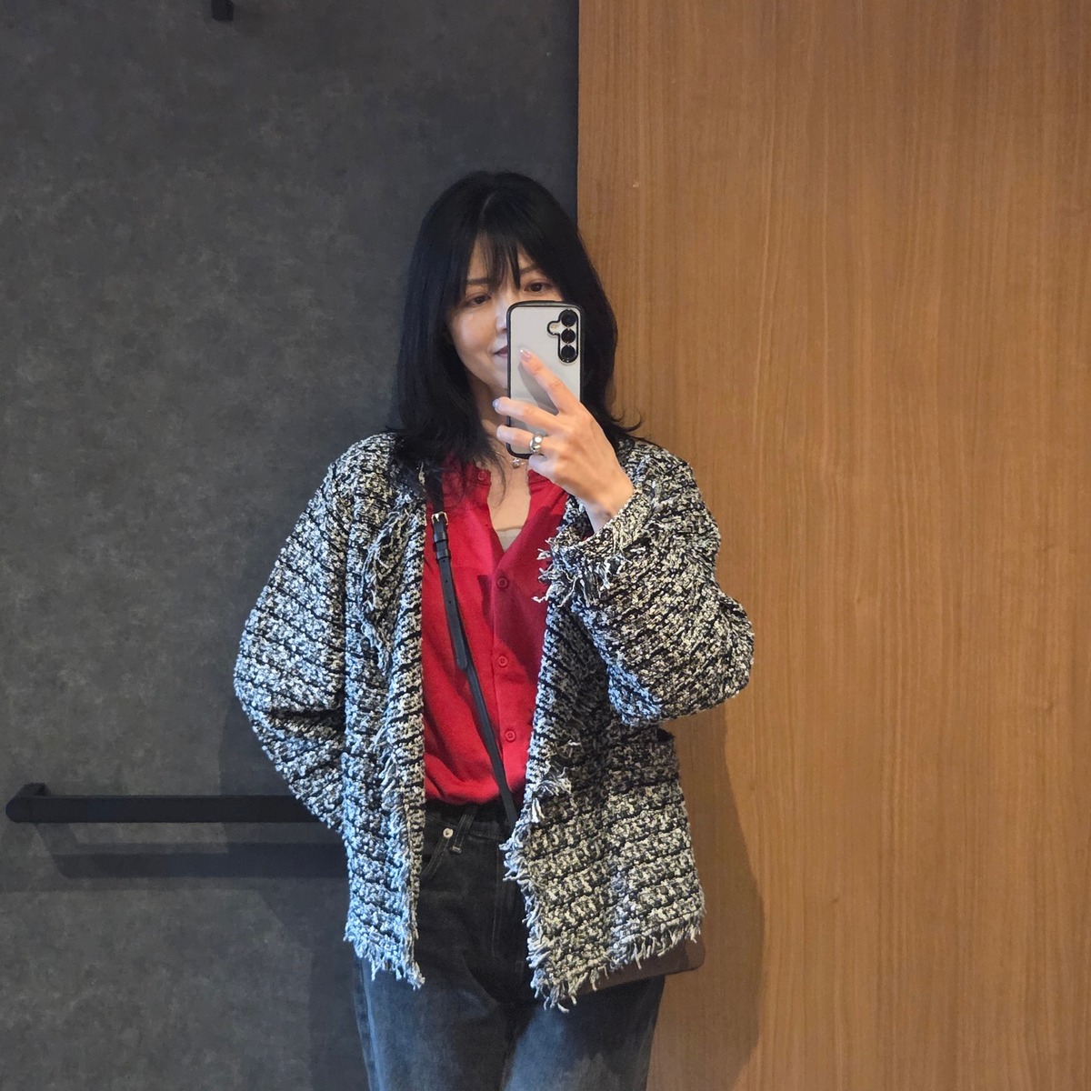 4月、何羽織る?春に大活躍のツイードジャケット