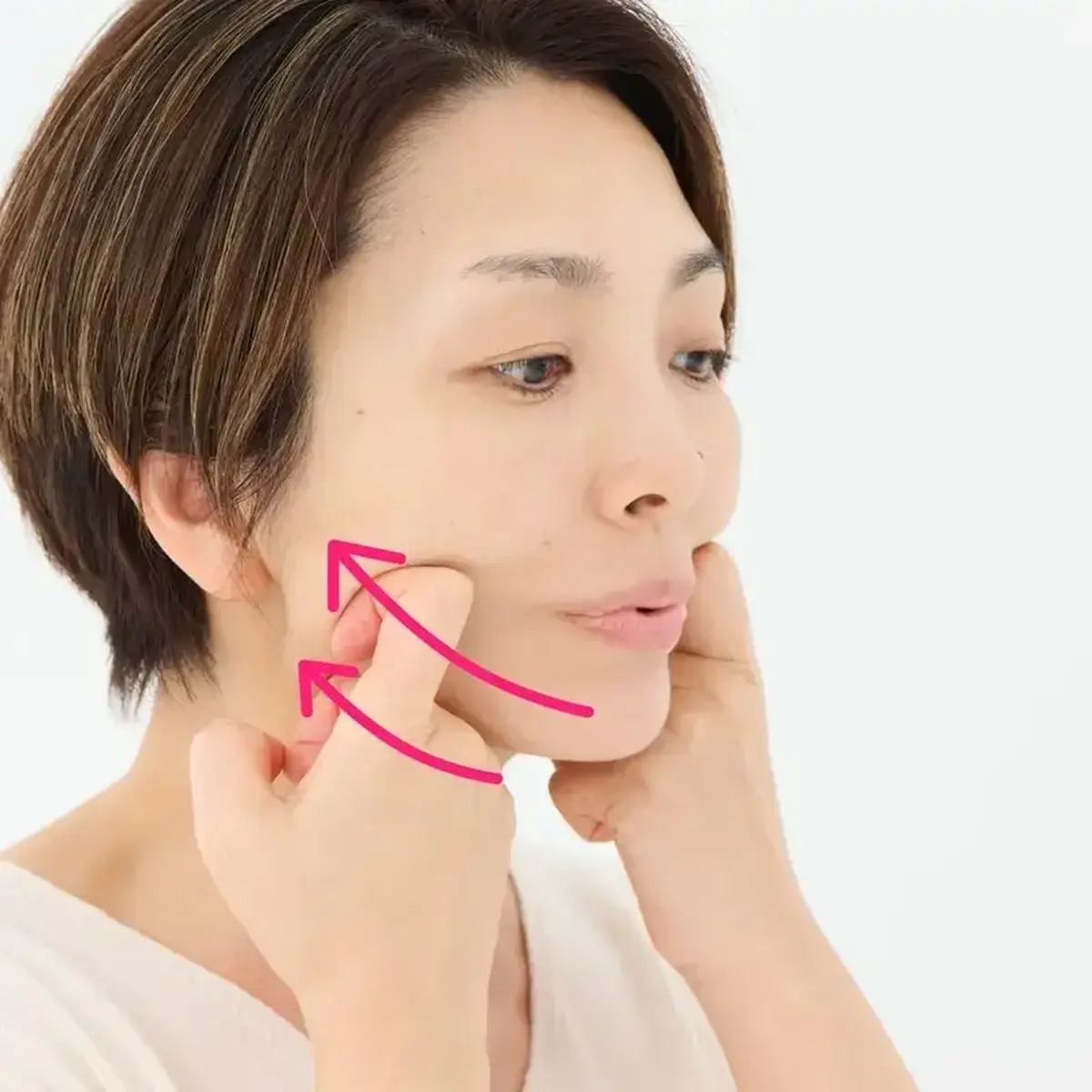 レイナさんが伝授！大人のミラクルメイク術 photo gallery